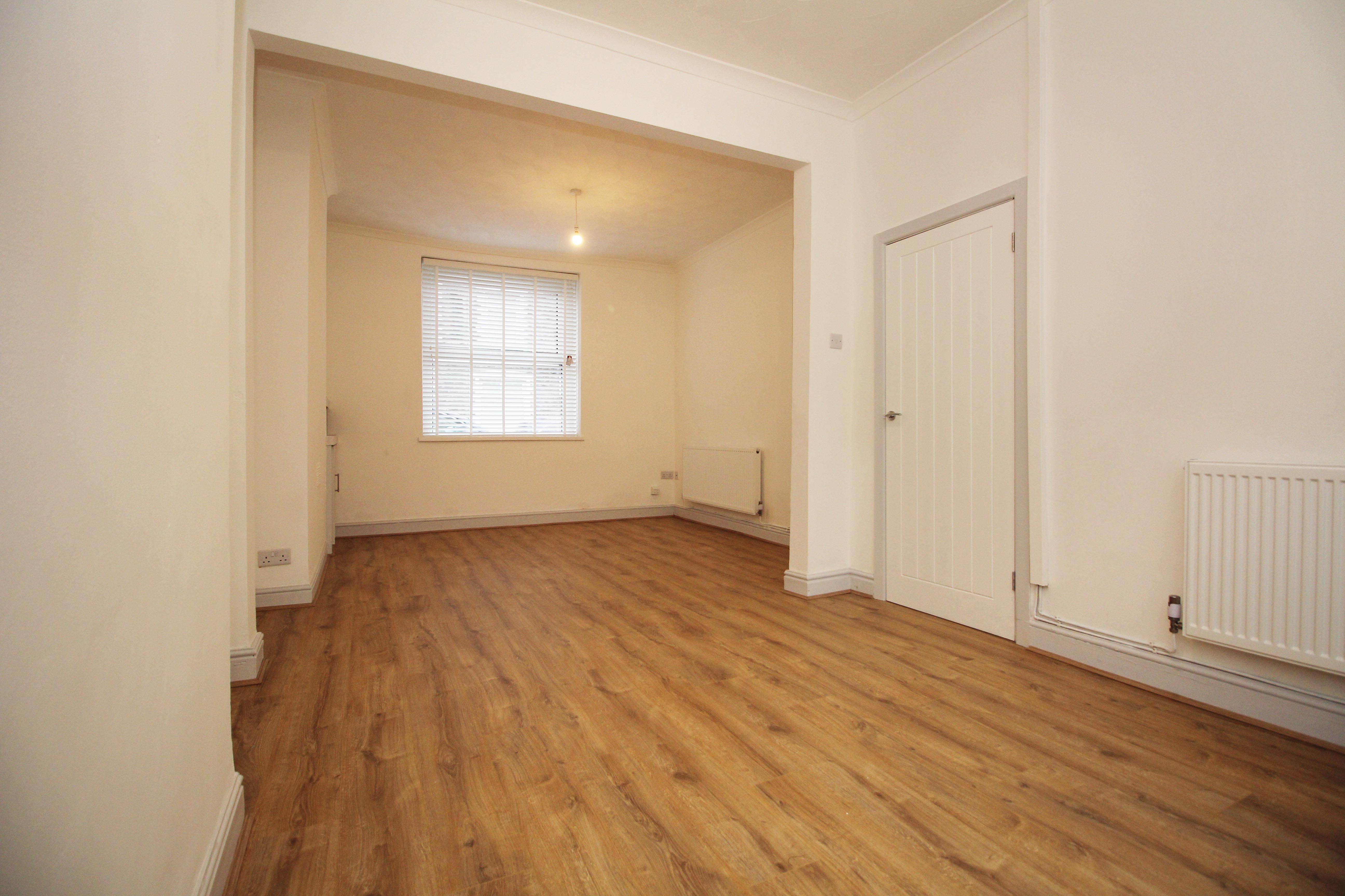 Pearl Street, Adamsdown, CF24 1PJ  Interior