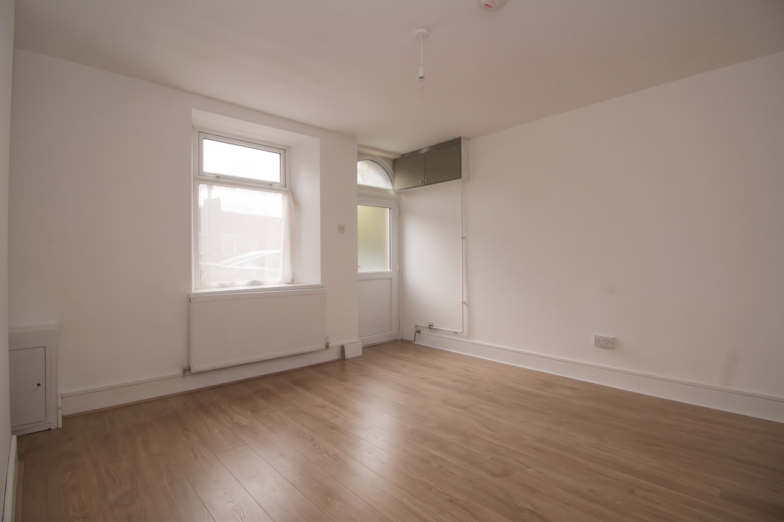 River Row, Blaina, Abertillery, NP13 3HG  Interior