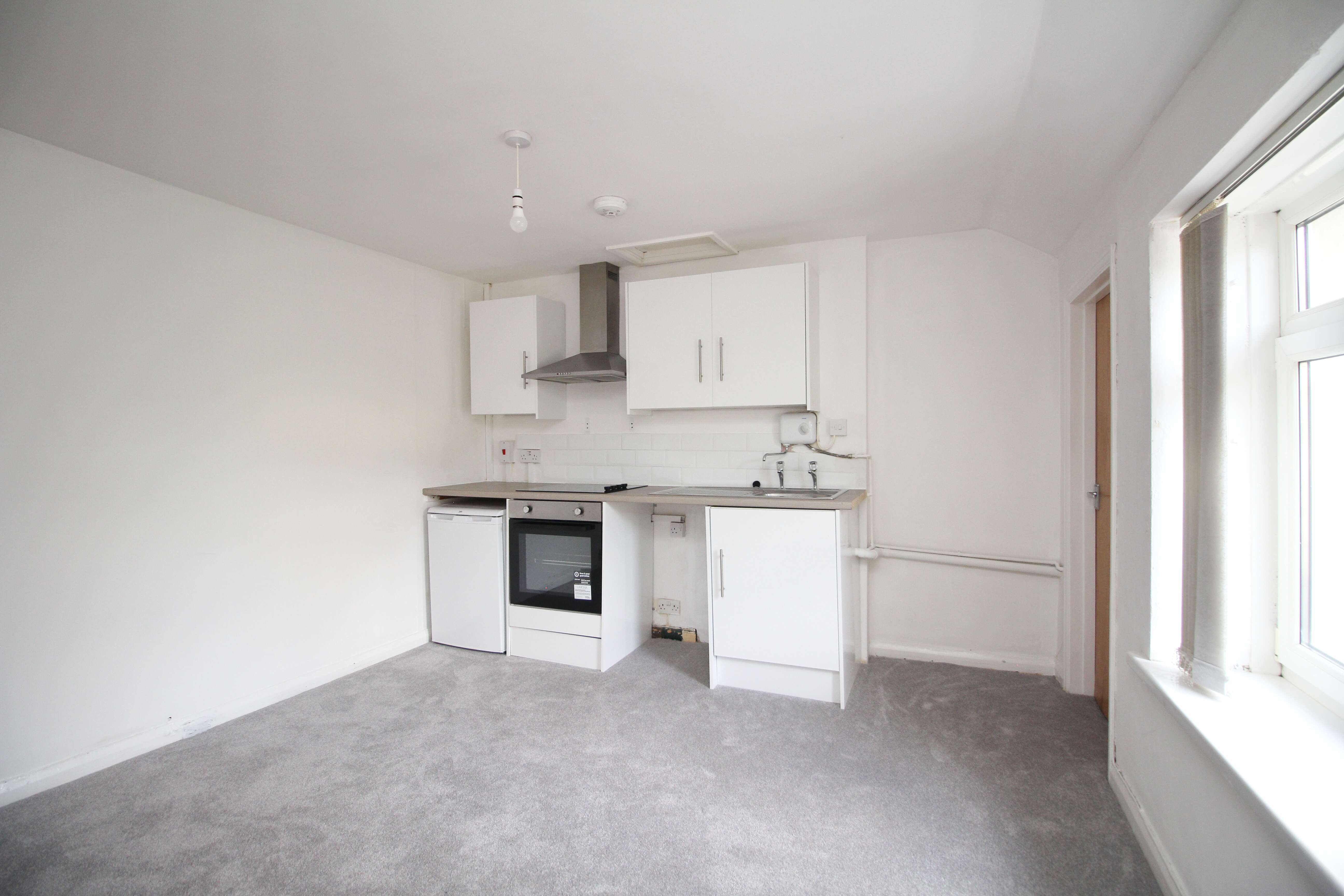 Talbot Road, Talbot Green CF72 8AD  Interior