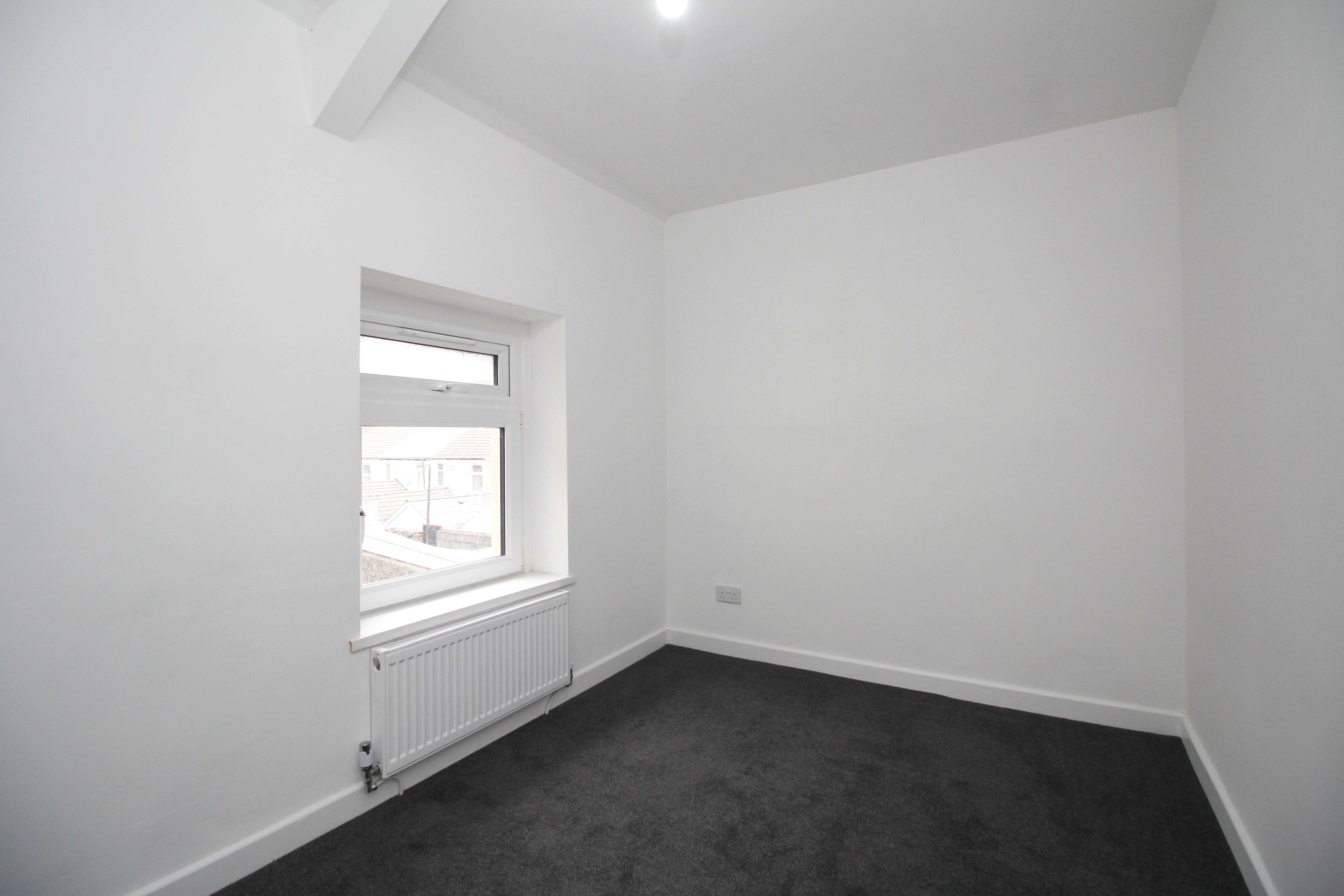 Station Terrace, Treherbert, CF32 5HU  Interior