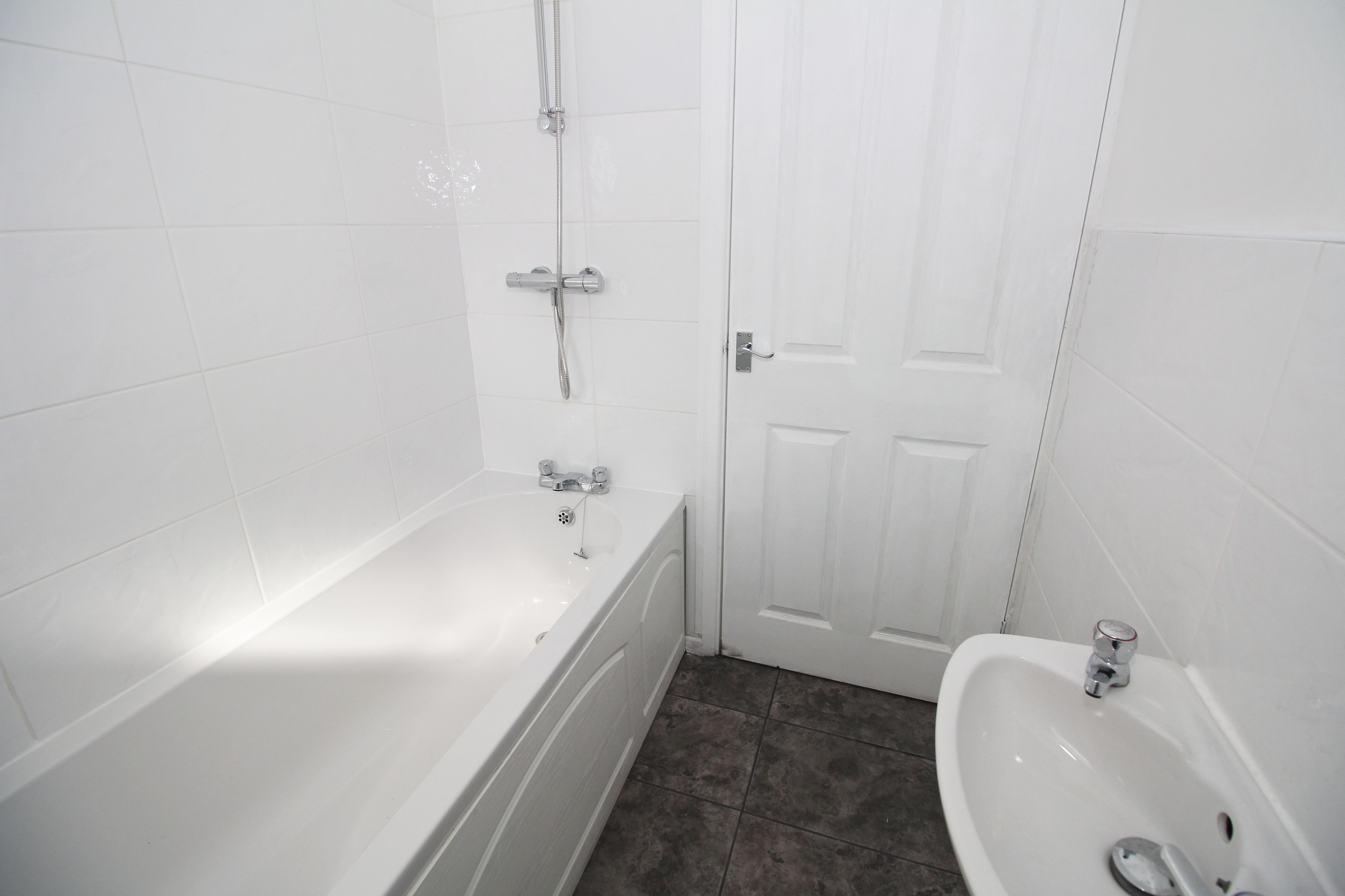 Union Place, Tylorstown, Ferndale CF43 3DL  Interior