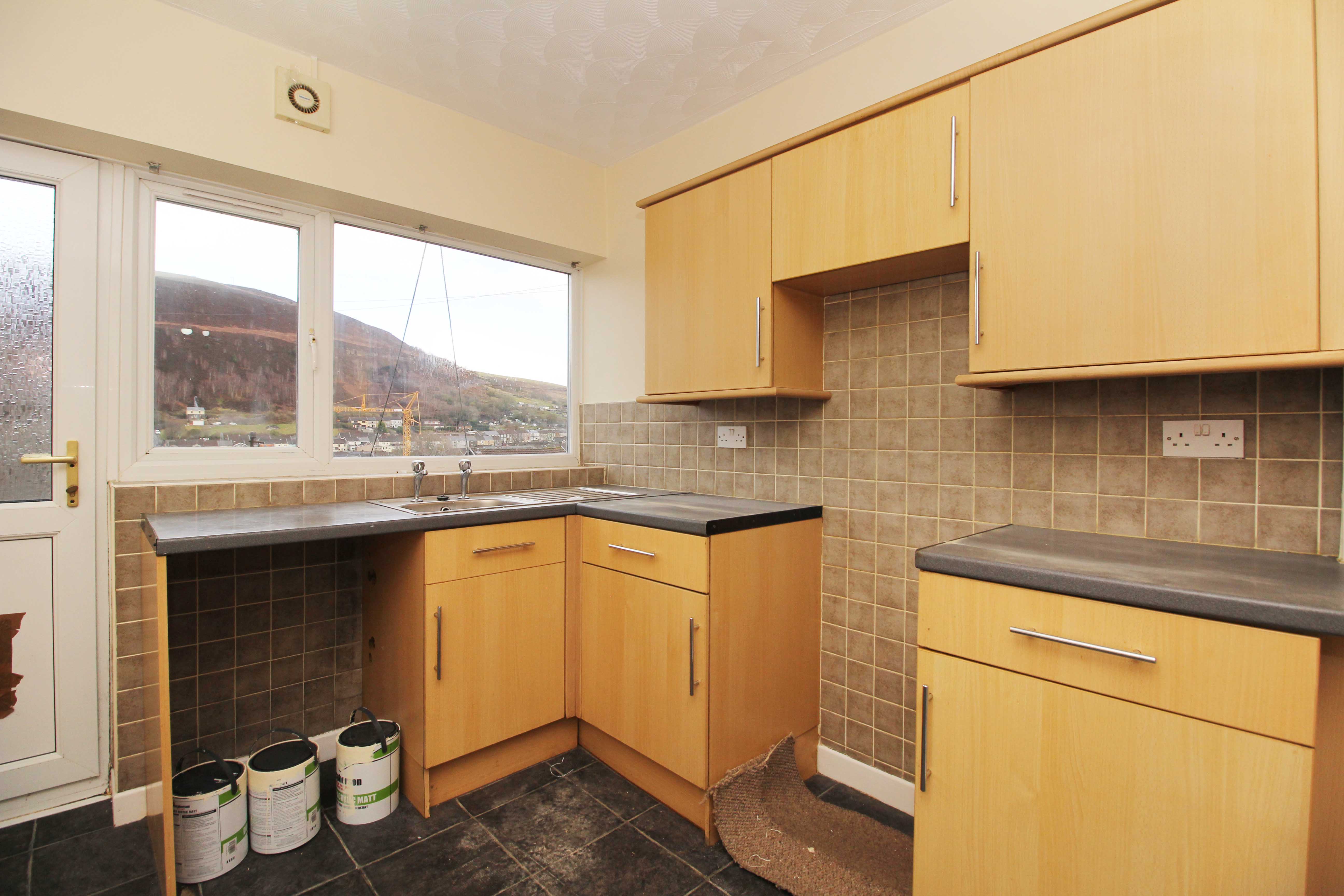 Primrose Street, Tonypandy, CF40 1BQ  Interior