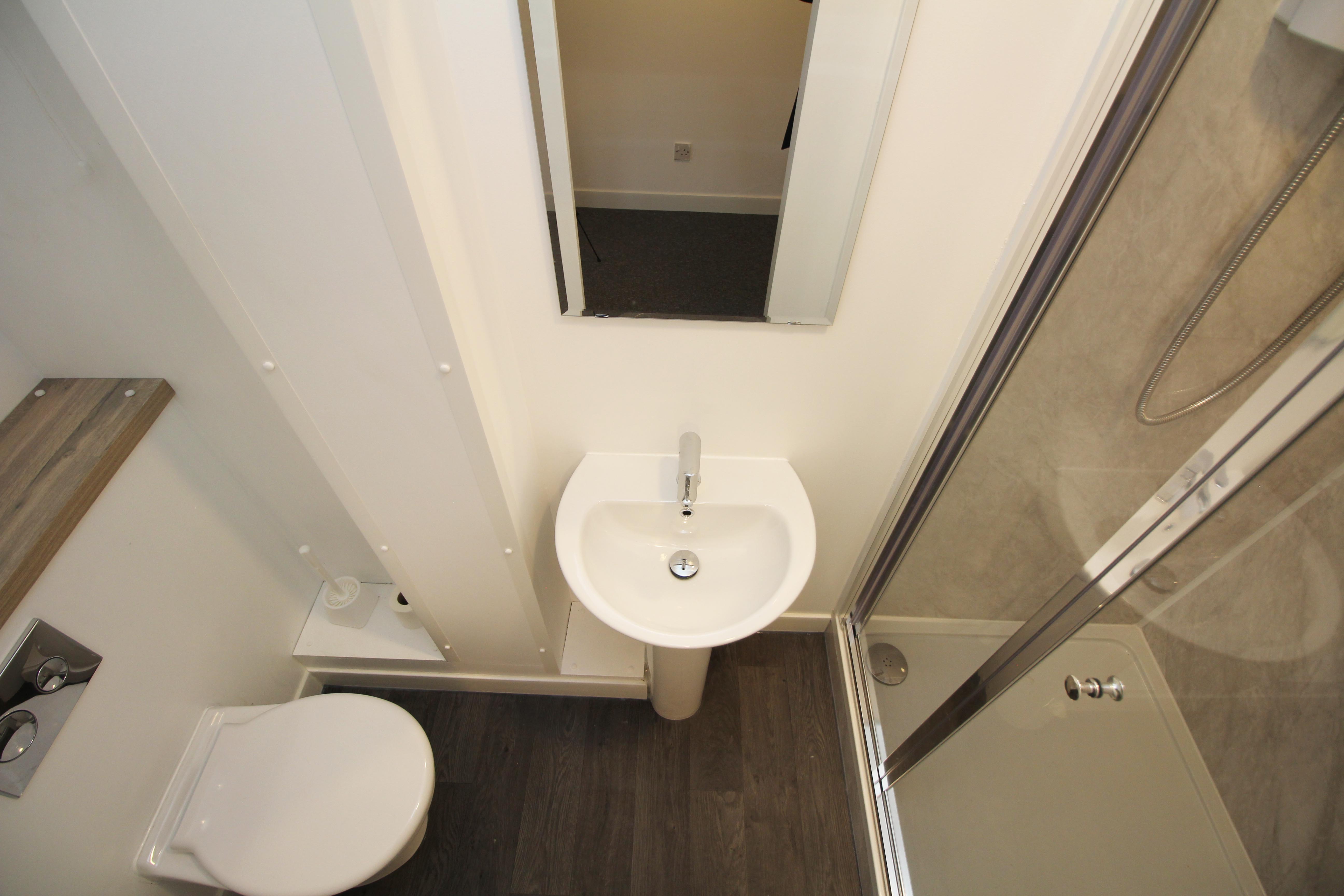 Fairwater, Cardiff CF5 2PQ  Interior