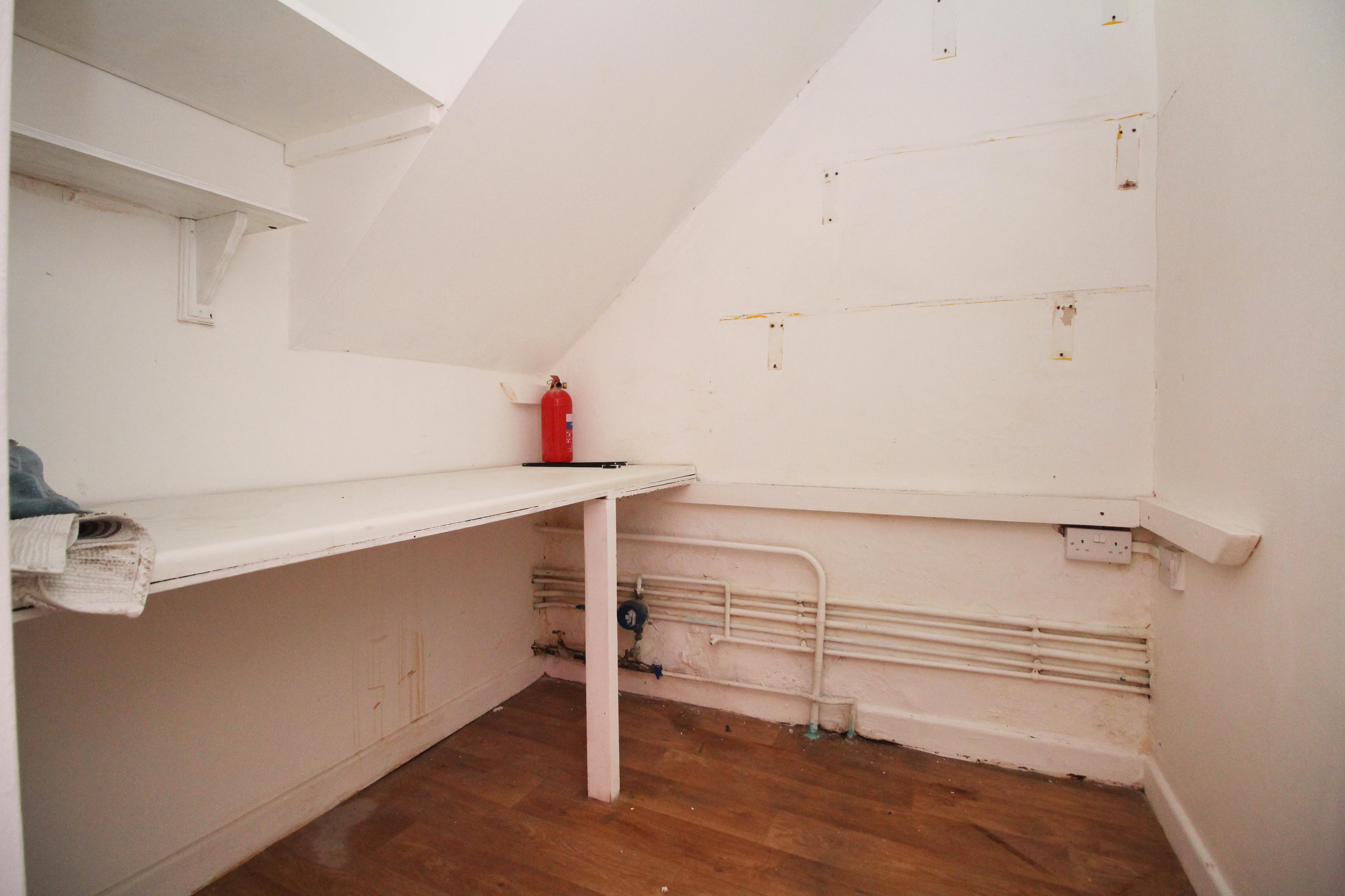 Cardiff Road, Taffs Well, CF15 7RF  Interior