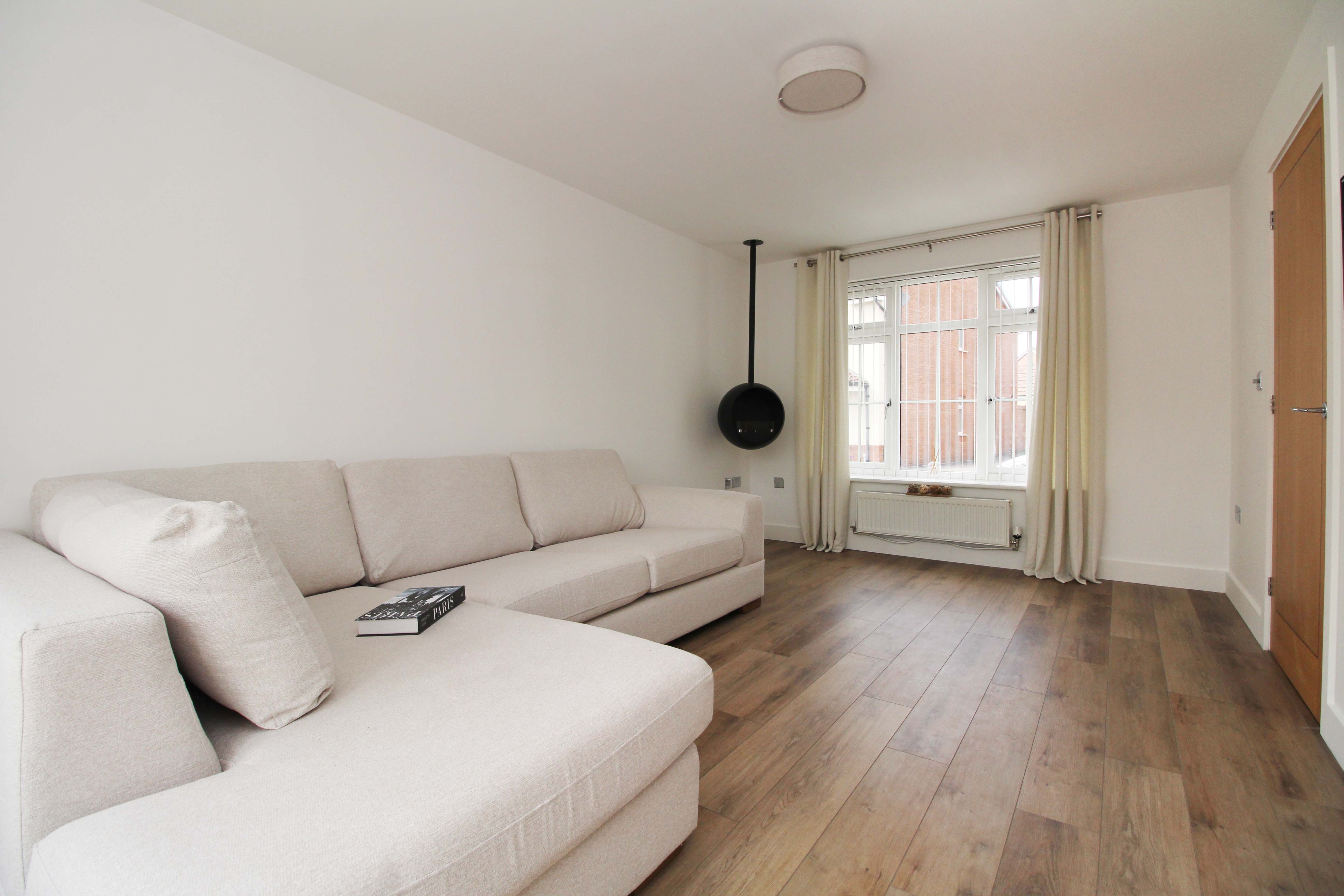 Brynteg Green, Beddau CF38 2QA  Interior