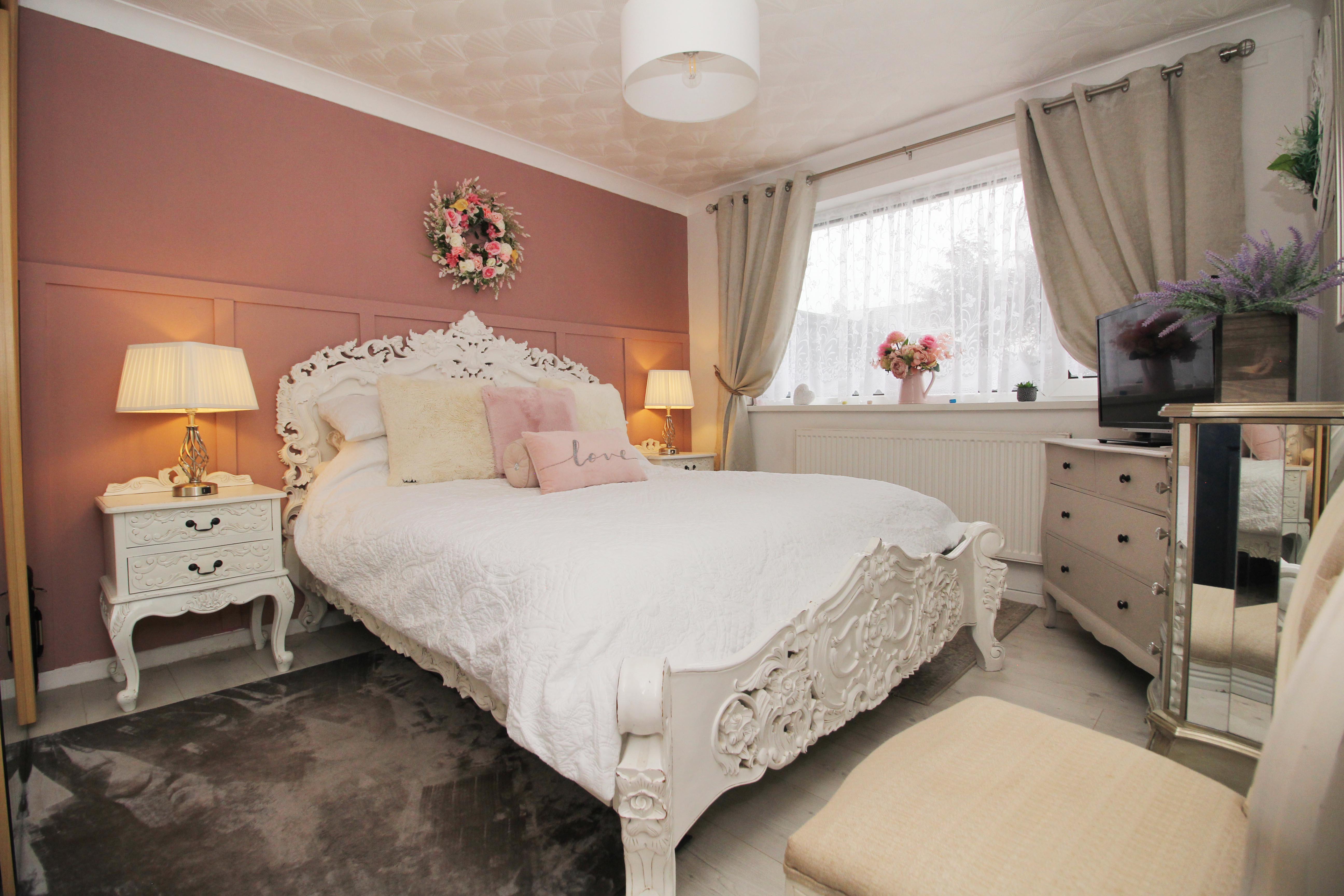 Bryn Henllan, Brynna CF72 9SH  Interior