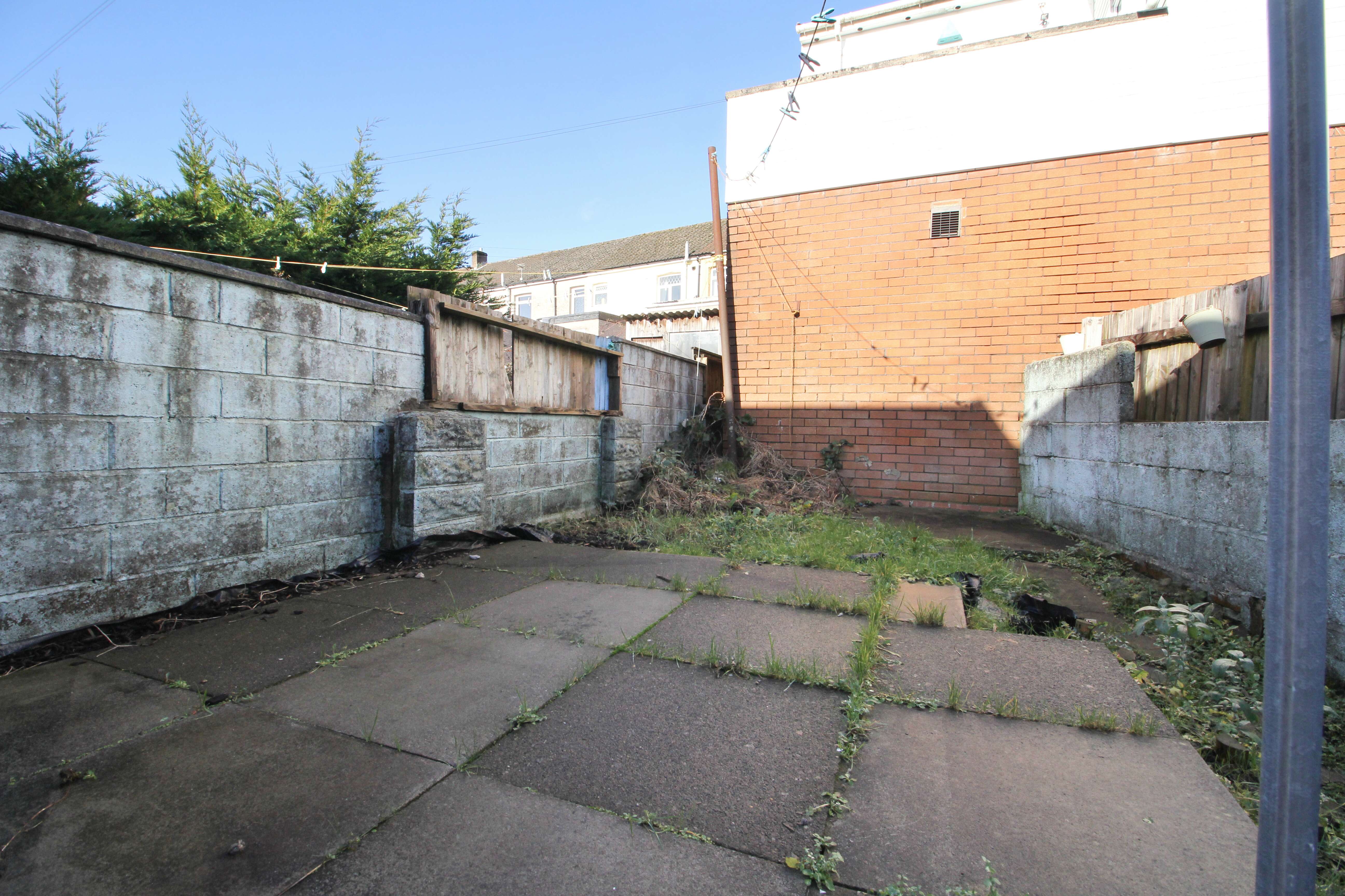 Dyffryn Terrace, Church Village CF38 1RE  Interior