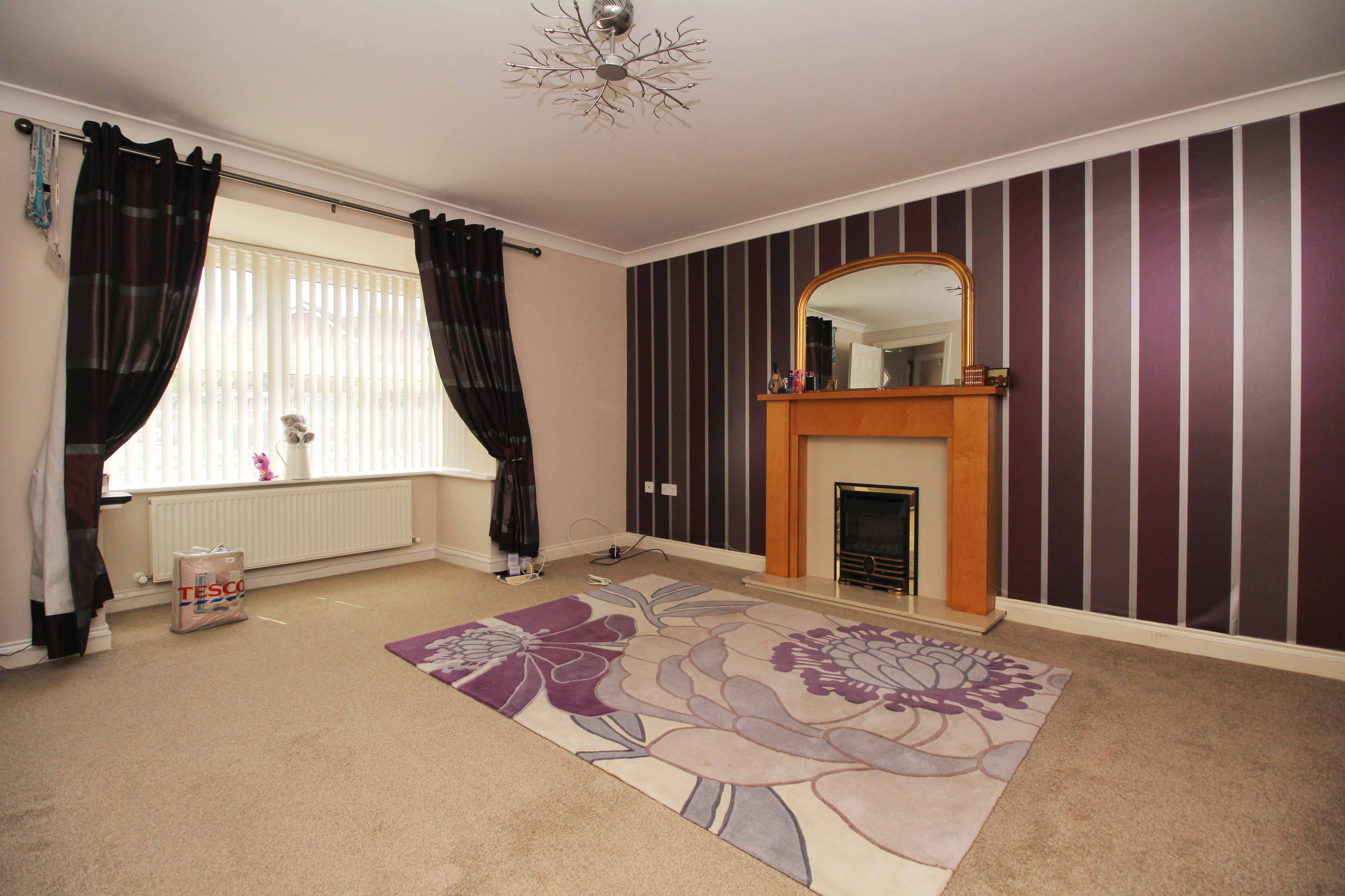 Clos Ynysddu, Pontyclun CF72 9WQ  Interior