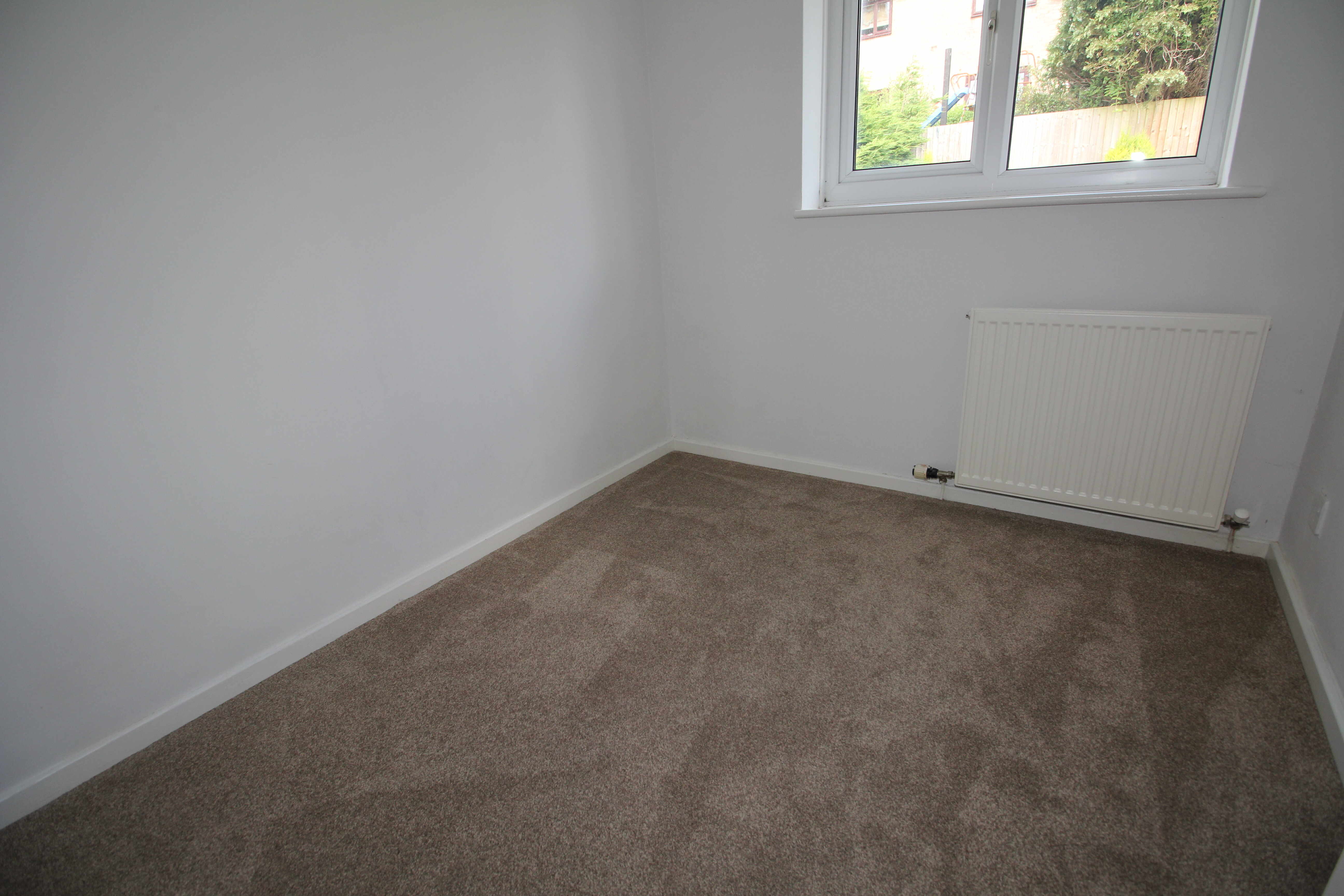 Clos Creyr, Llantwit Fardre CF38 2TD  Interior