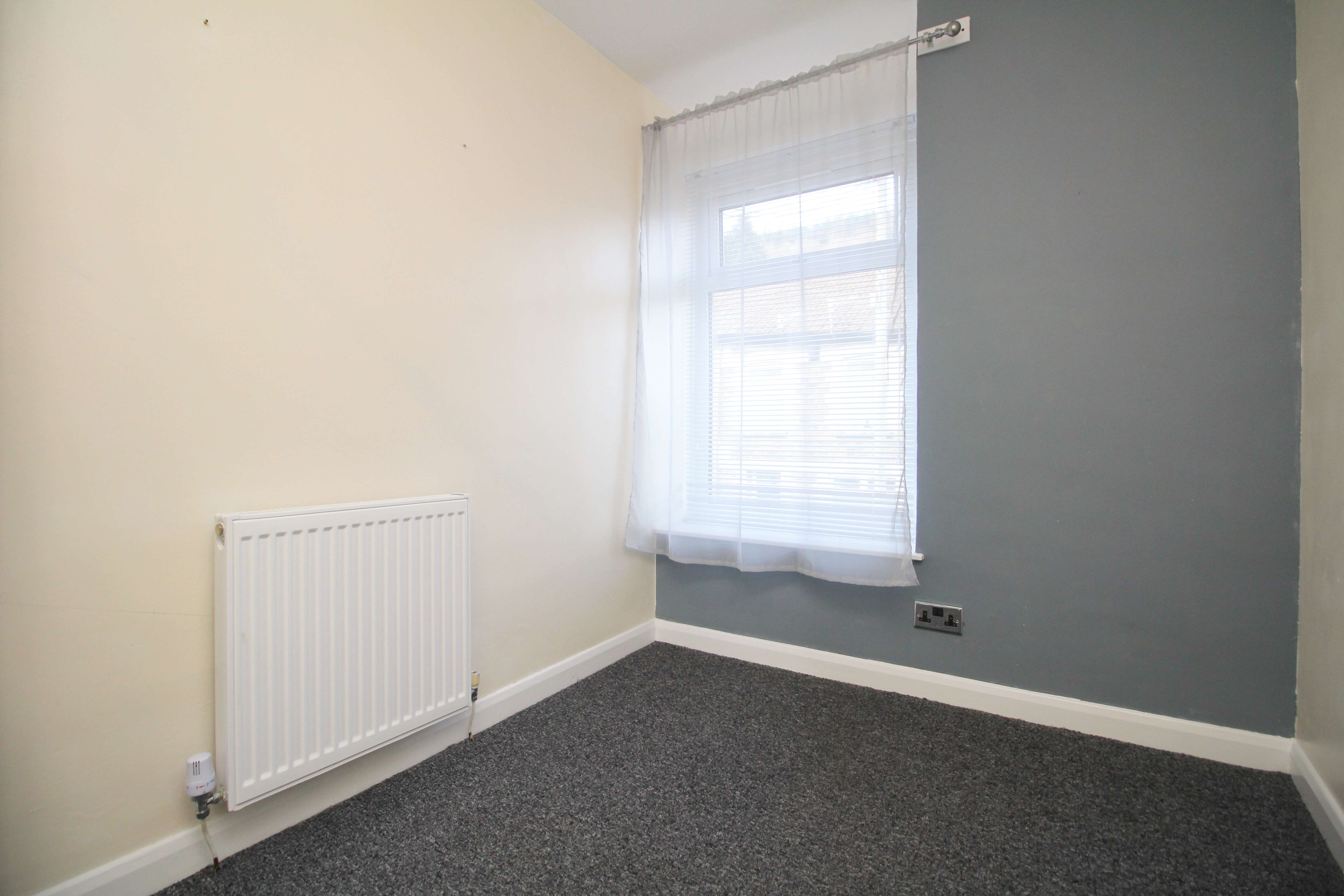 High Street, Clydach Vale CF40 2BJ  Interior