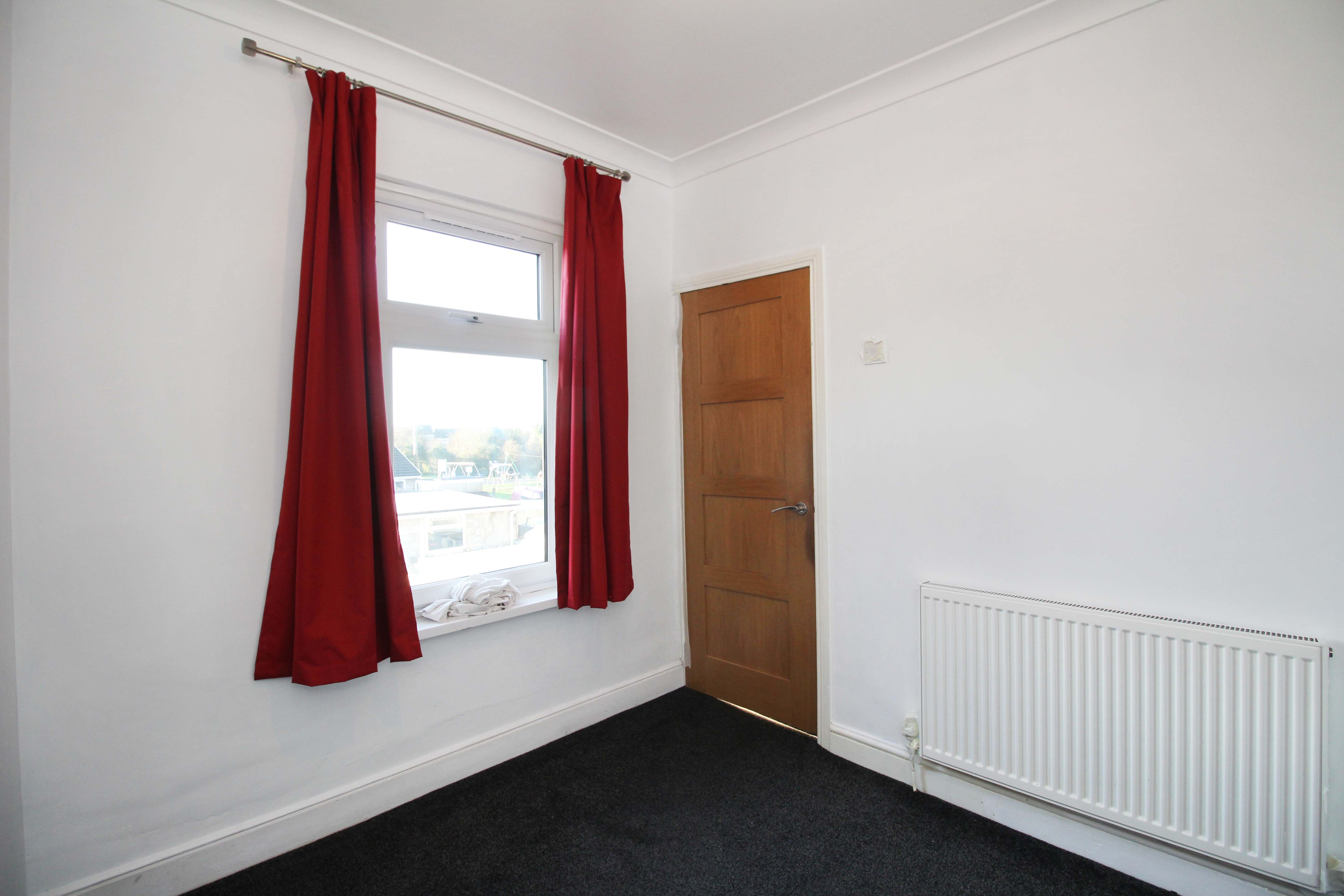 Robert Street, Llanharan, CF72 9RG  Interior