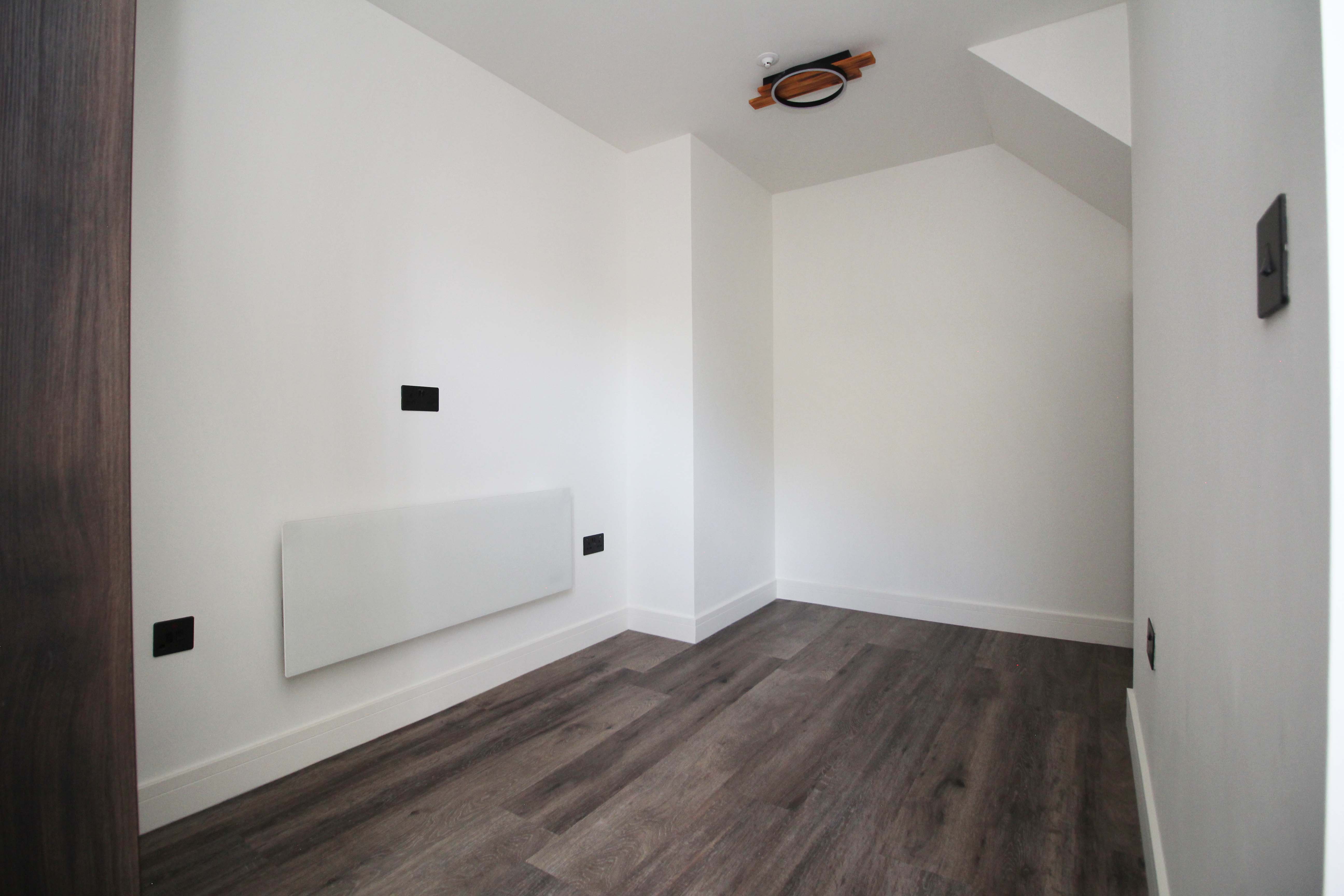 Market Street, Pontypridd. CF37 2ST  Interior