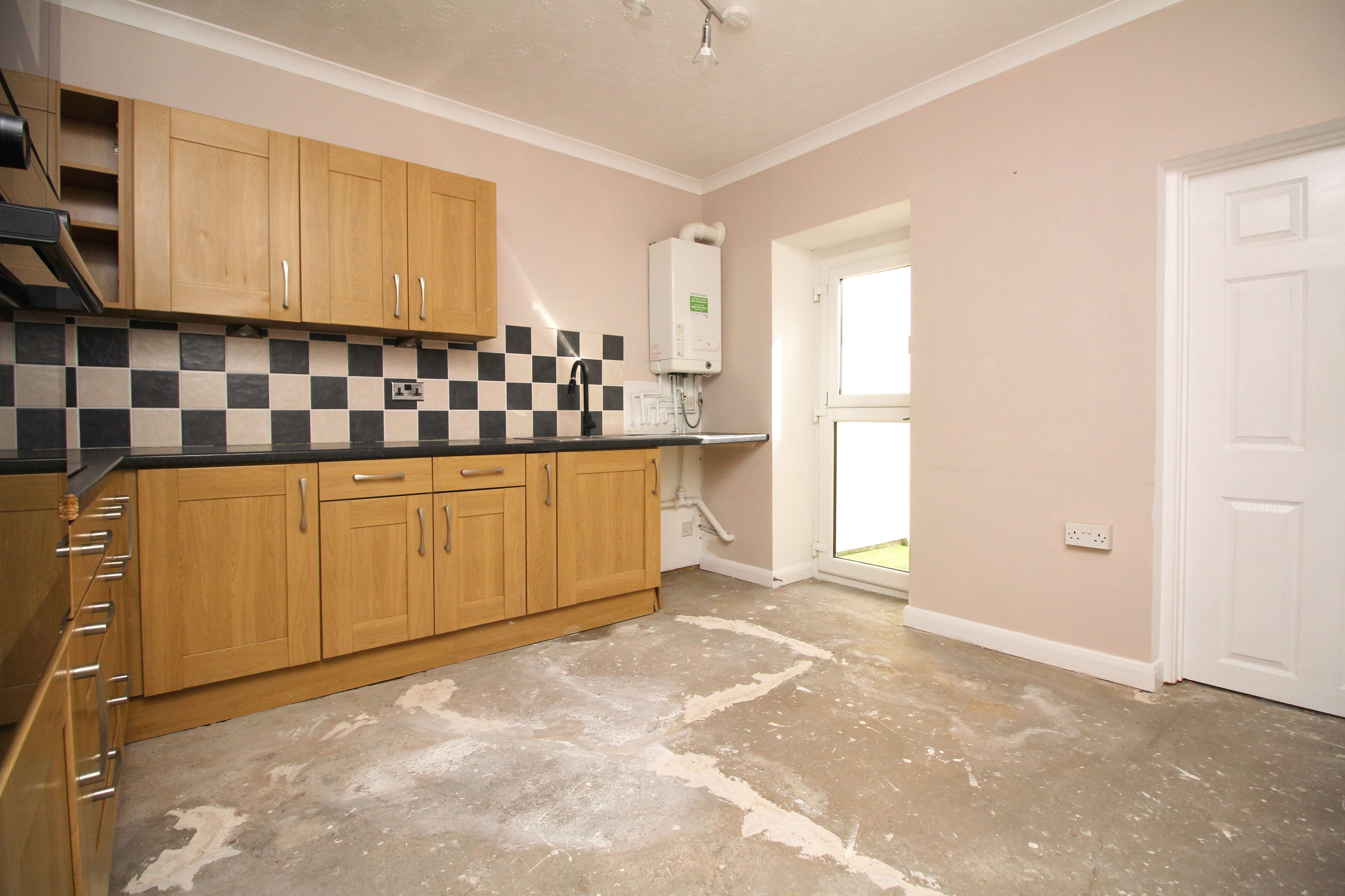 High Street, Clydach Vale CF40 2BJ  Interior