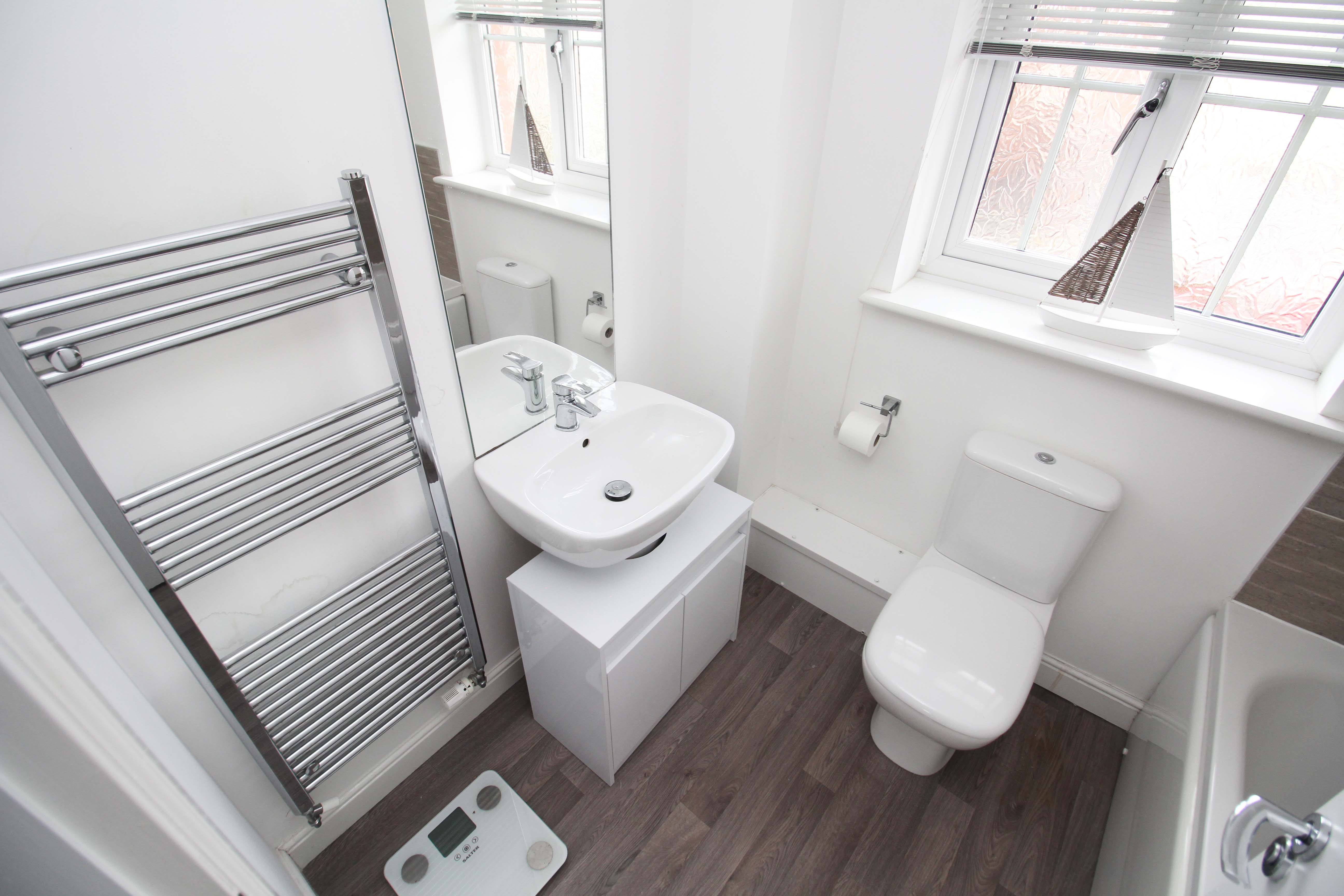 Brynteg Green, Beddau CF38 2QA  Interior