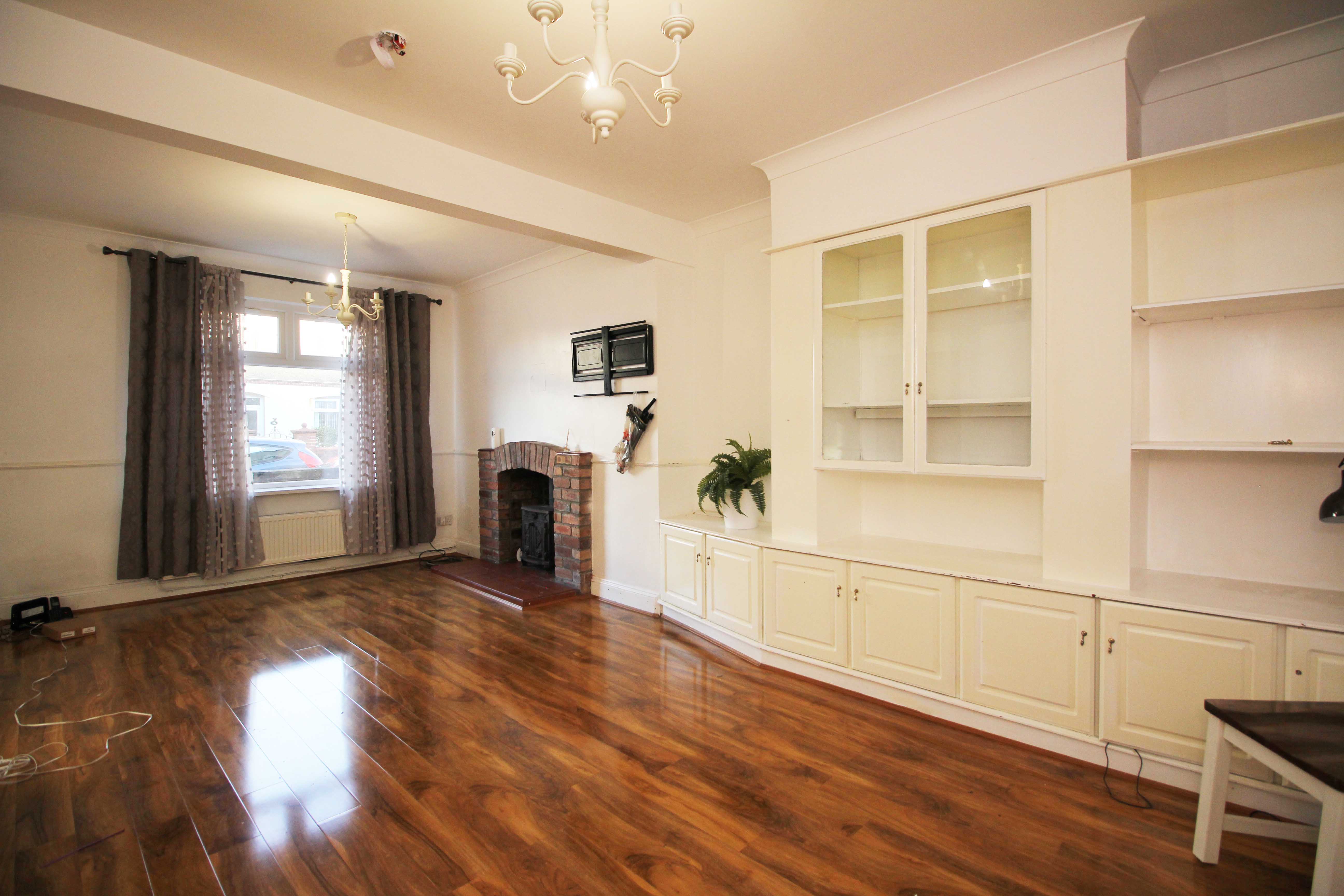 Robert Street, Llanharan, CF72 9RG  Interior