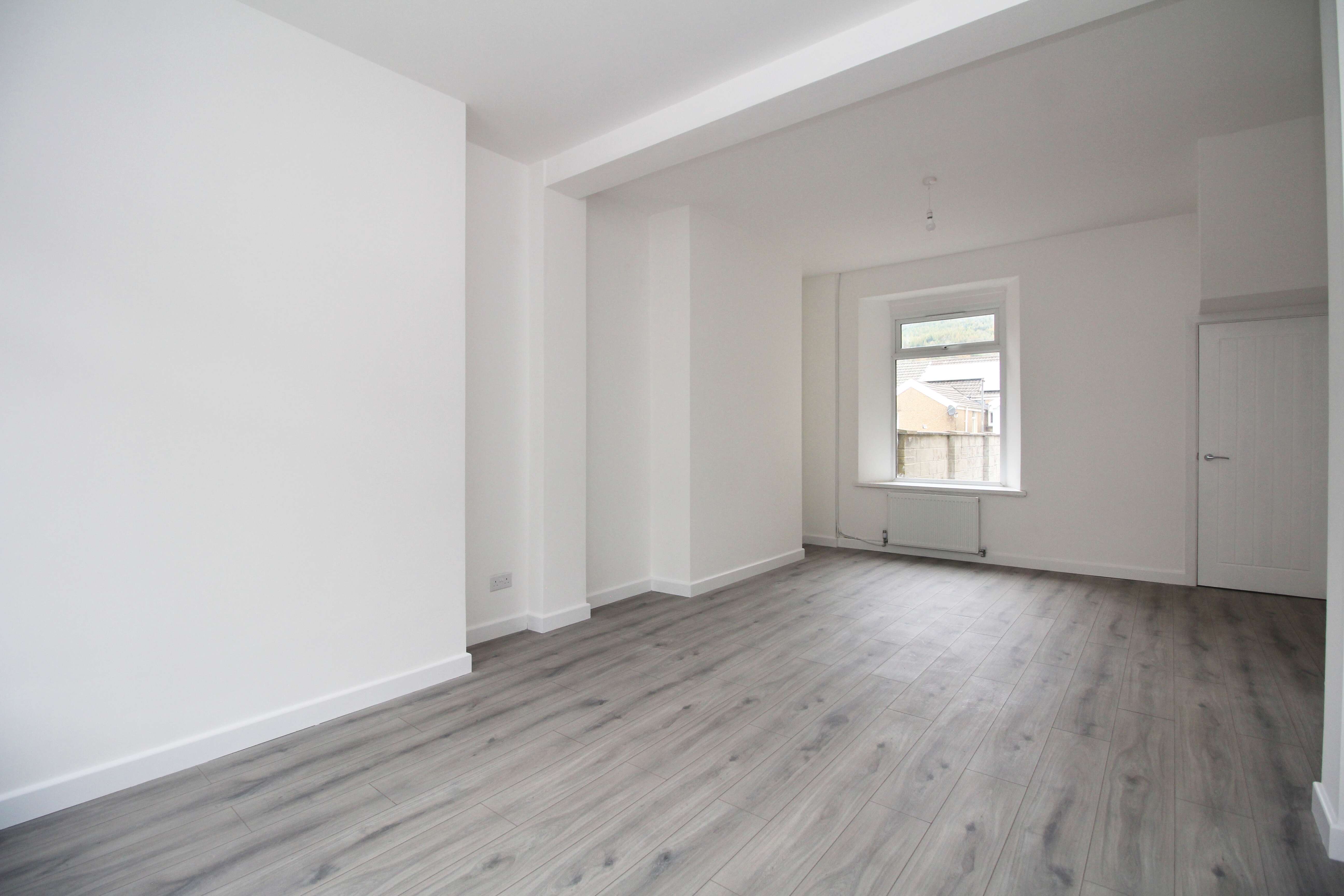 Station Terrace, Treherbert, CF32 5HU  Interior