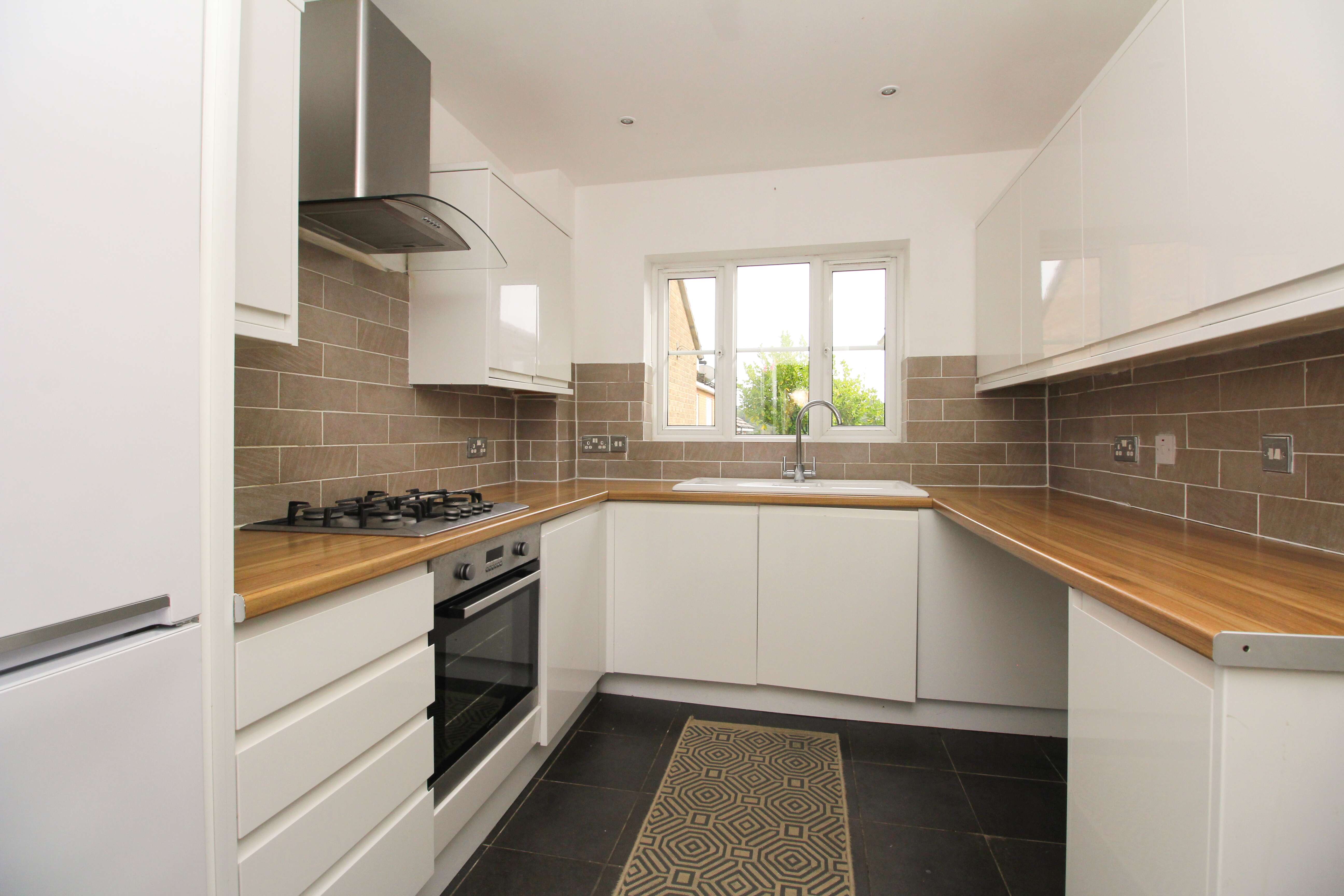 Beech Wood Drive, Tonyrefail, CF39 8JL  Interior