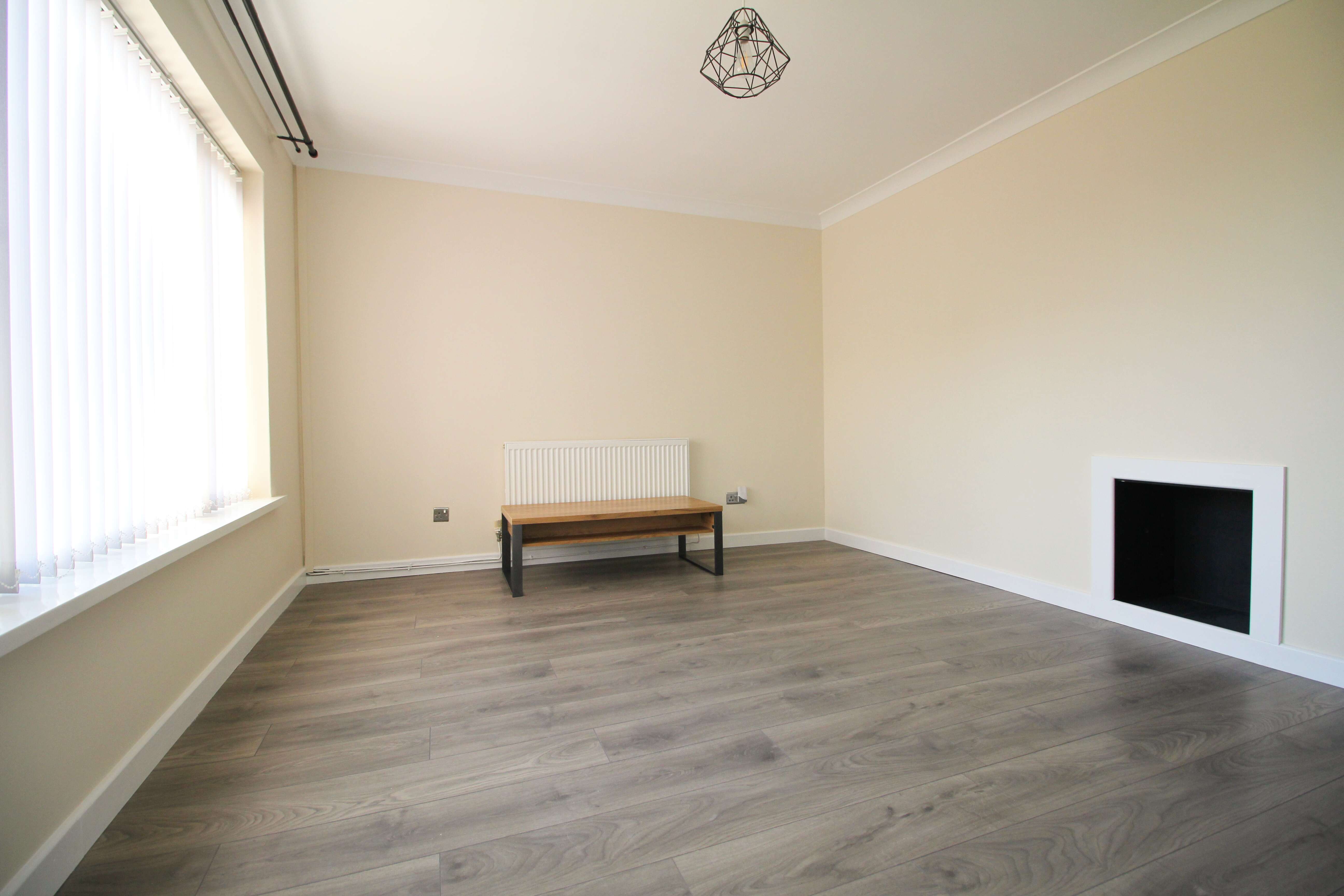 Tudor Way, Llantwit Fardre CF38 2NH  Interior