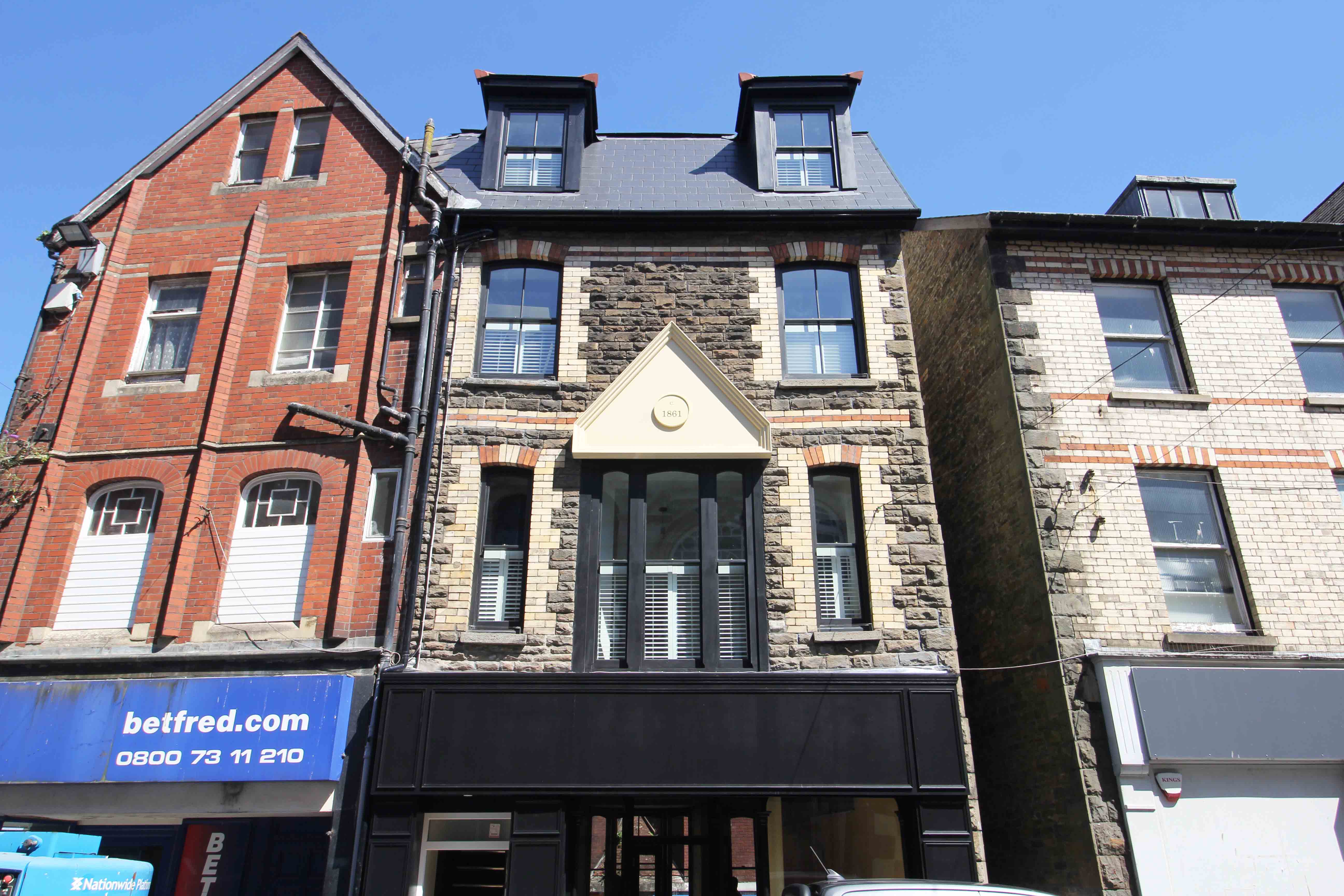 Market Street, Pontypridd, CF37 2ST  Interior