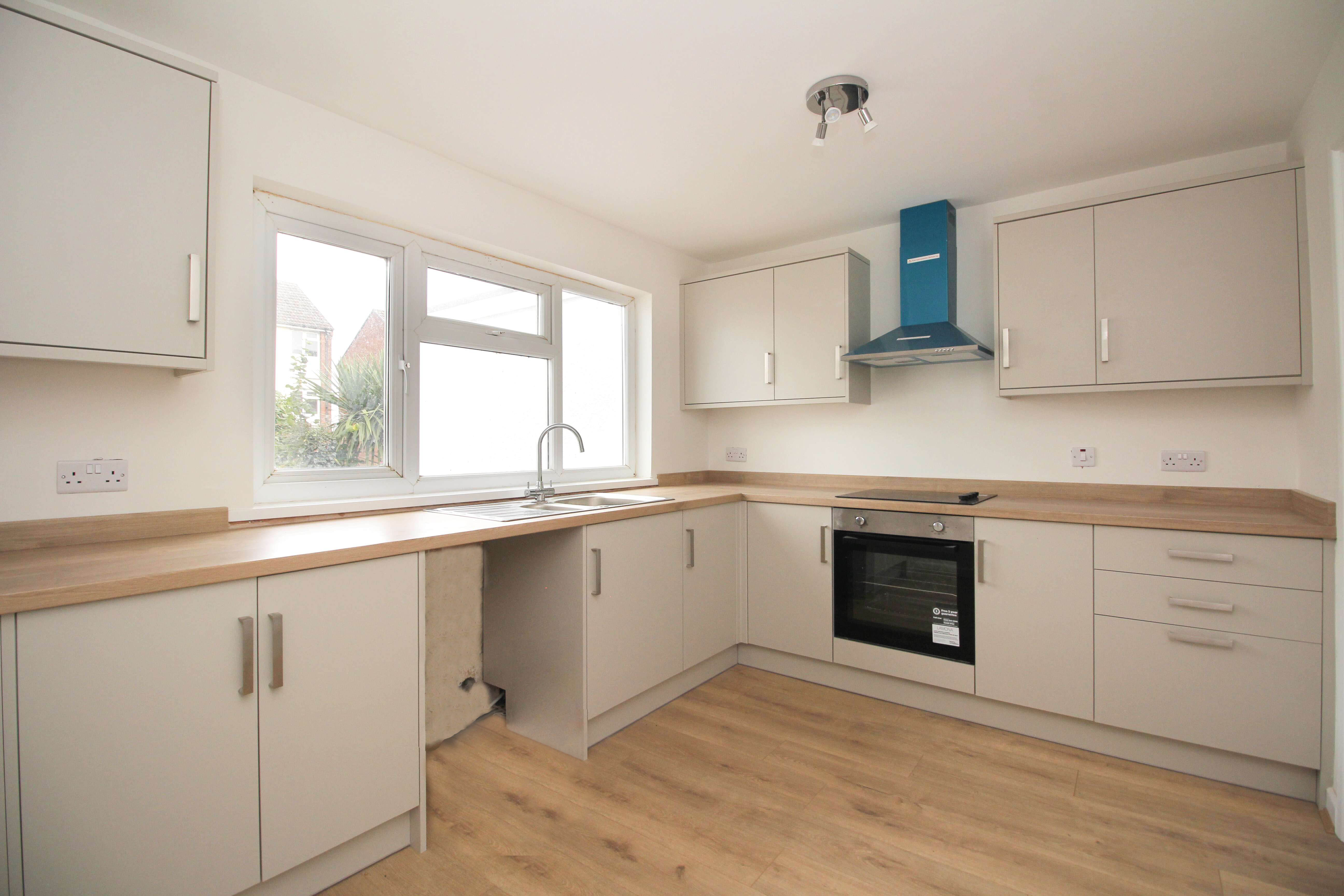 Cae Fardre, Church Village CF38 1DN  Interior