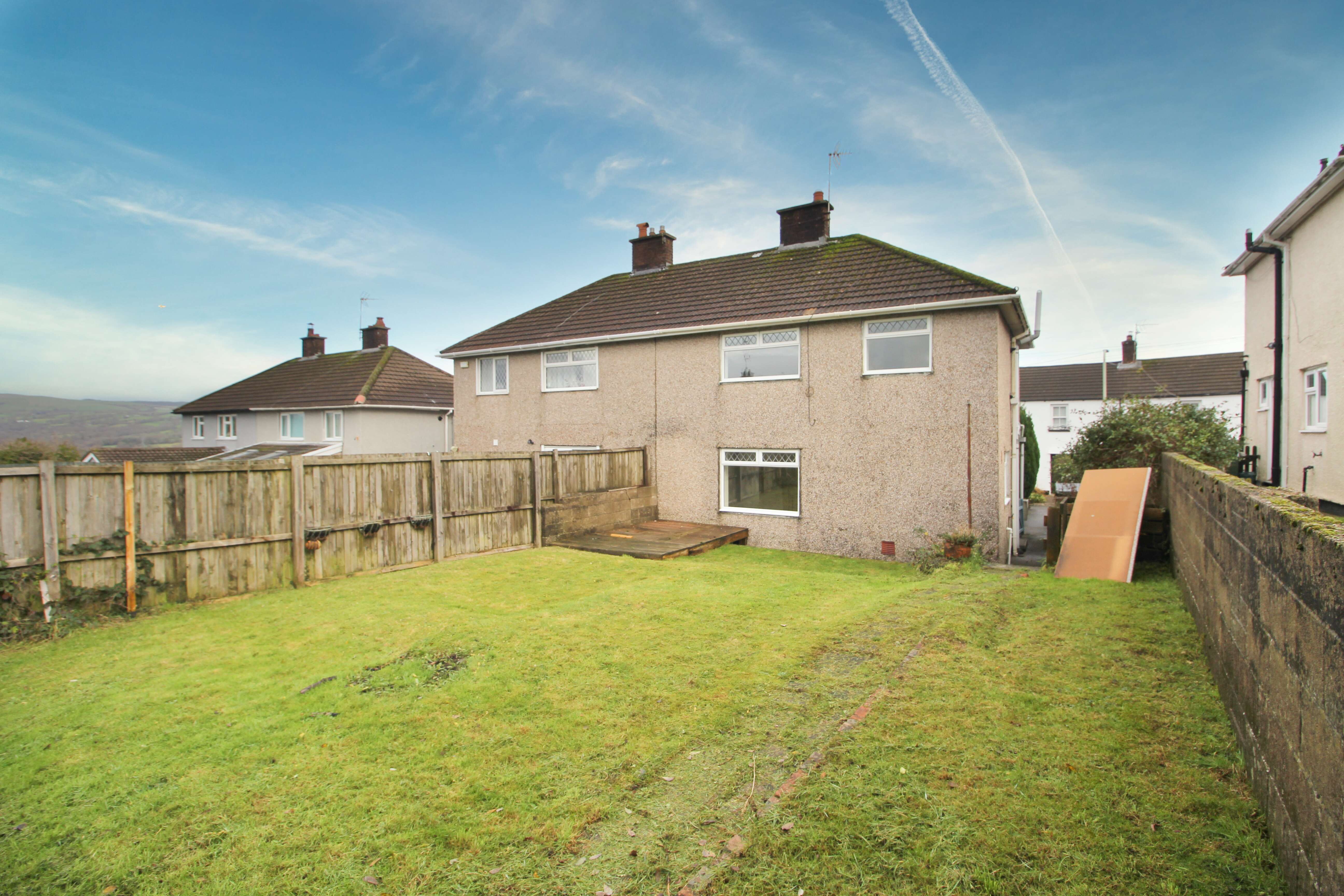 Heol-Y-Sarn, Llantrisant CF72 8DB  Interior