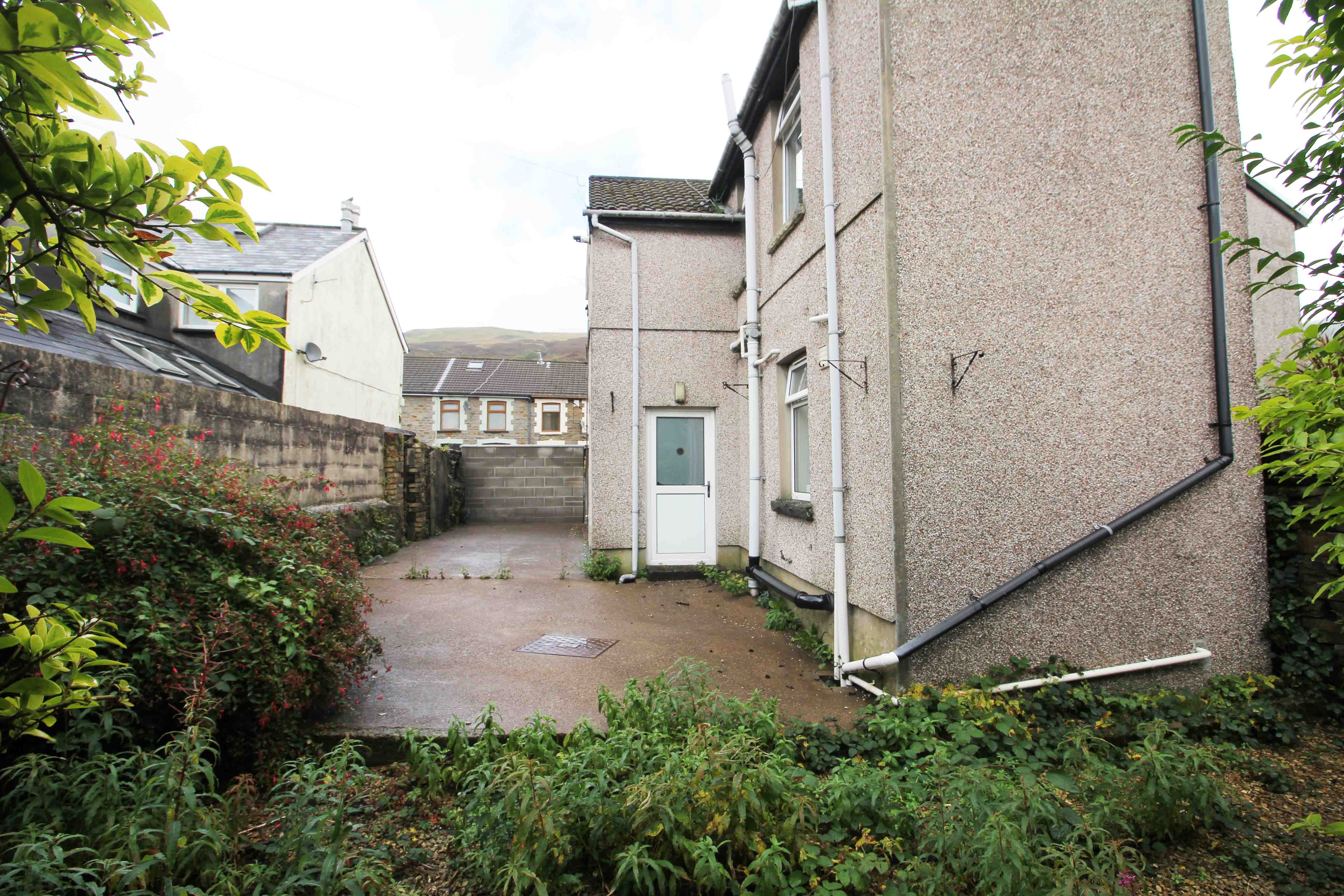 Glyncoli Road, Treorchy  Interior