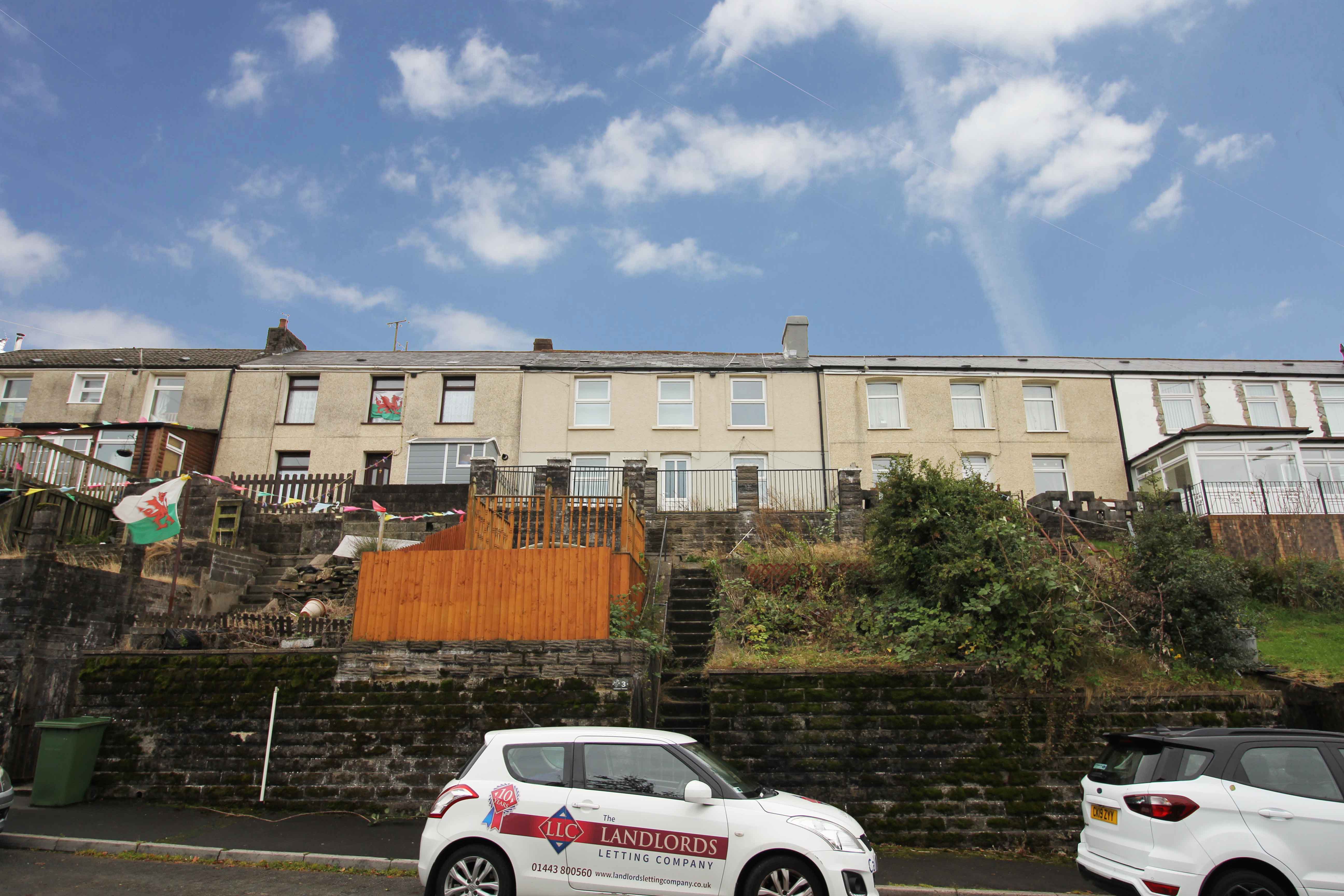 Caemawr Terrace, Tonypandy  CF40 1RZ  Interior