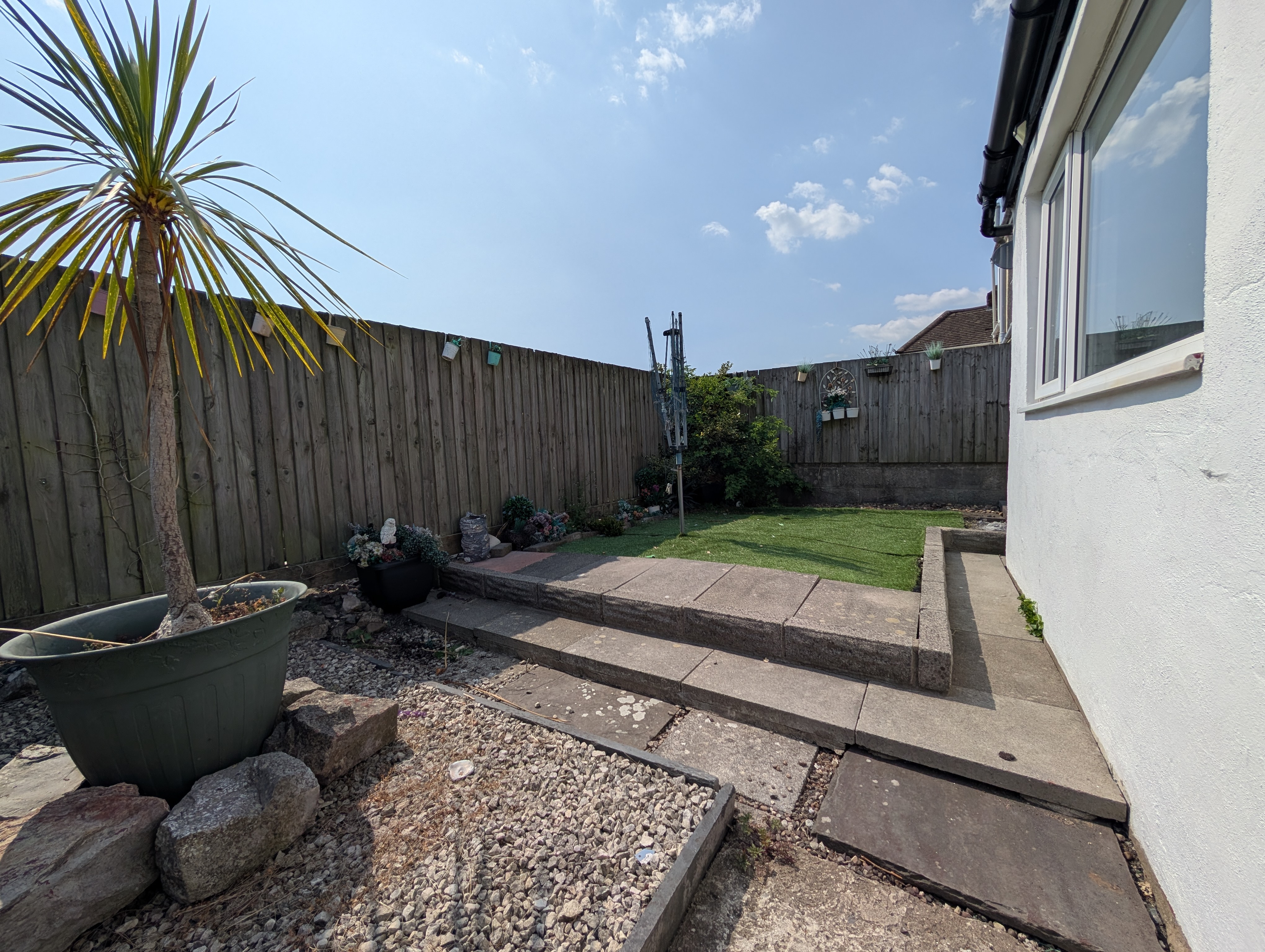 3, Station Terrace, Pontyclun, CF72 9ES  Interior