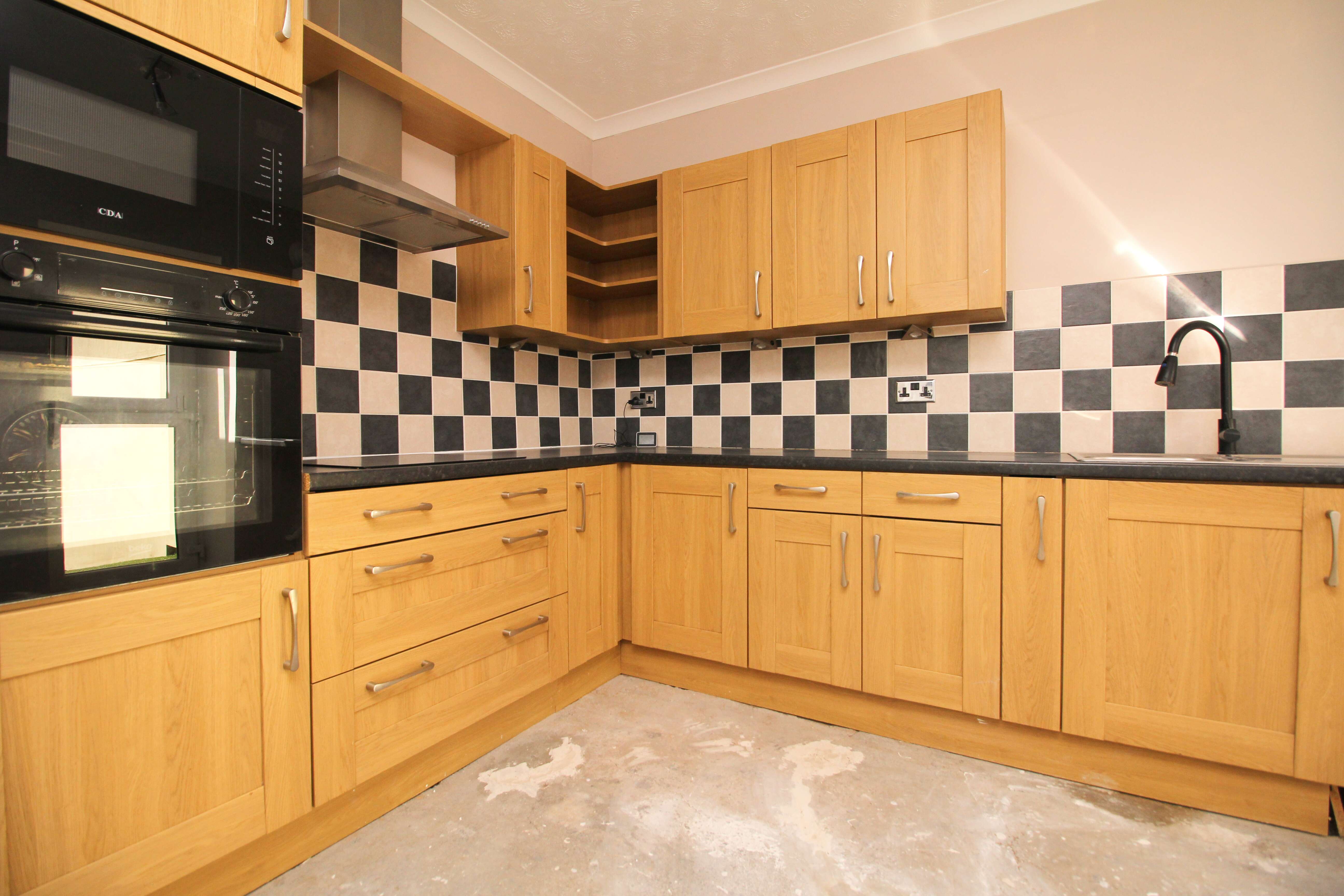 High Street, Clydach Vale CF40 2BJ  Interior