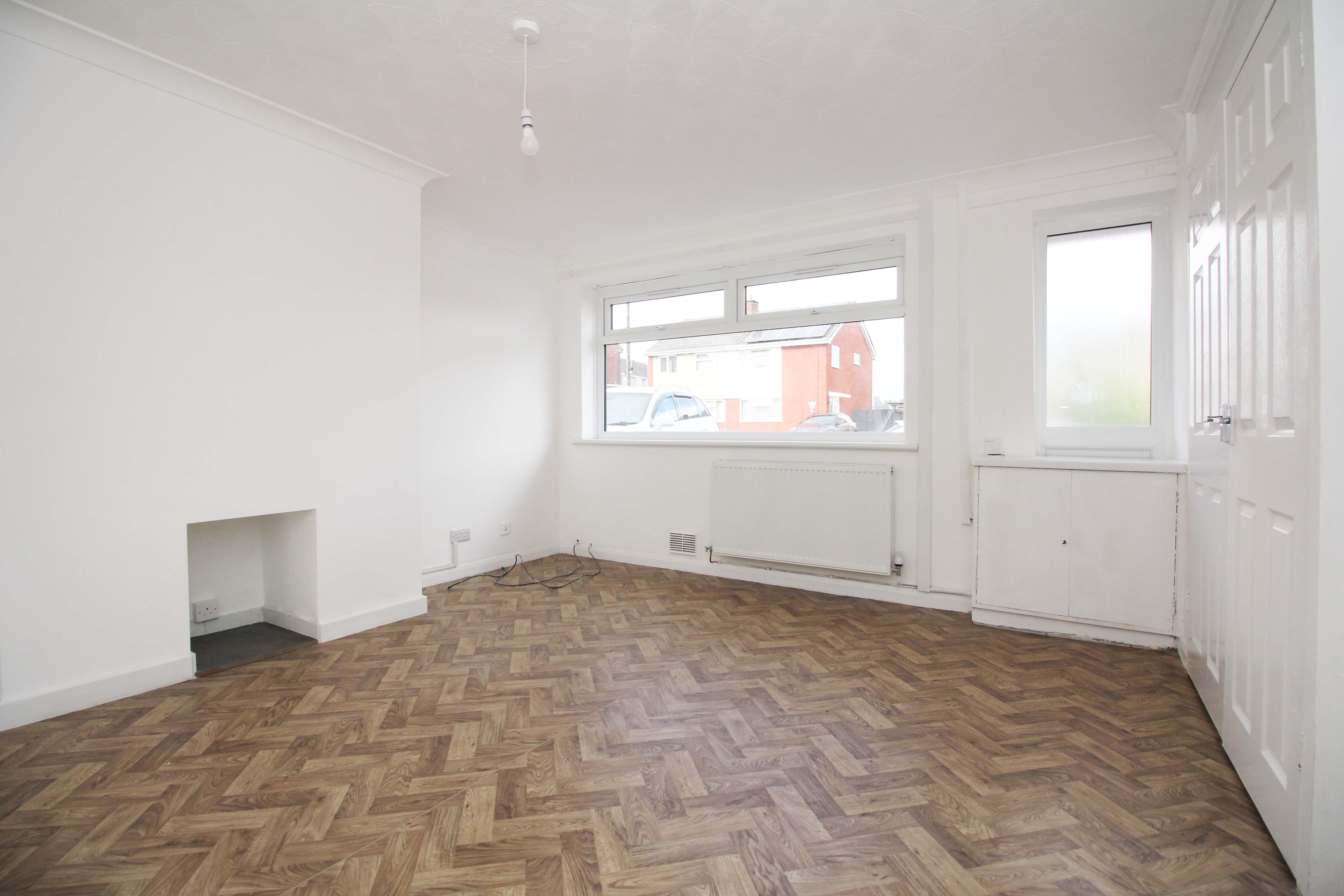 Woodland Road, Beddau, CF38 2SE  Interior