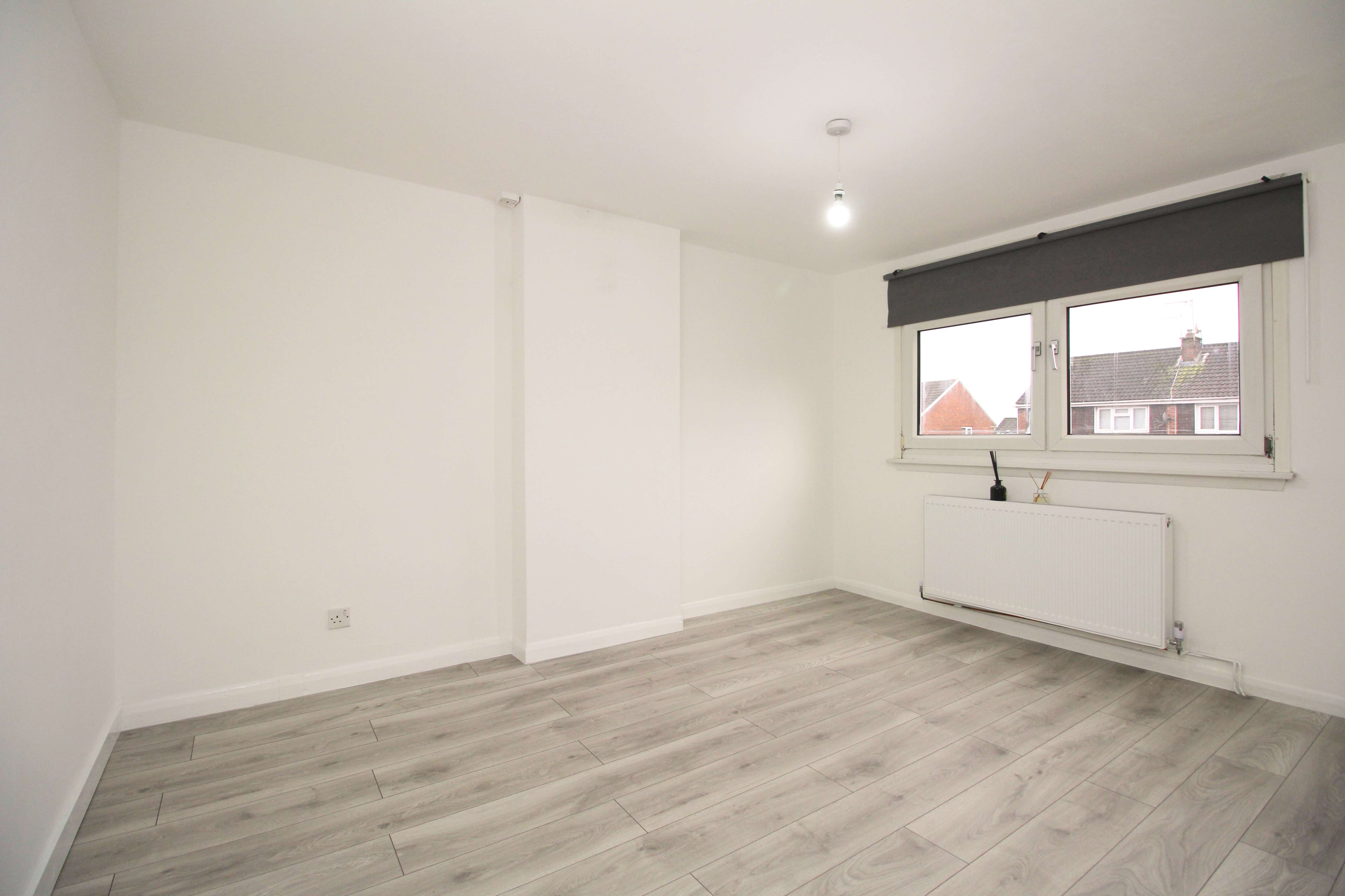 Manorbier Close, Tonteg CF38 1HL  Interior