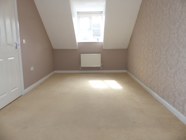 St Peters Avenue, CF72  Interior