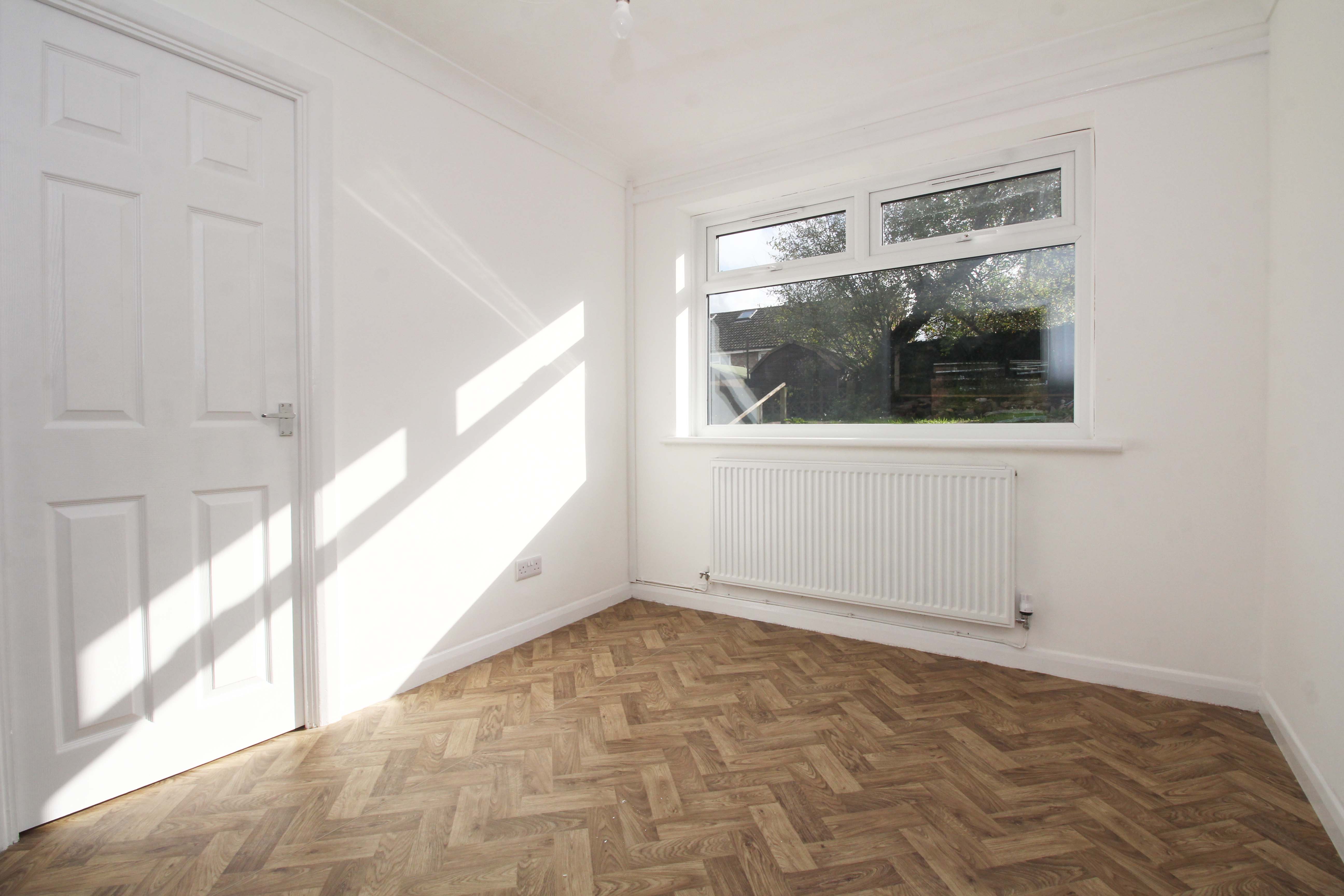 Woodland Road, Beddau, CF38 2SE  Interior