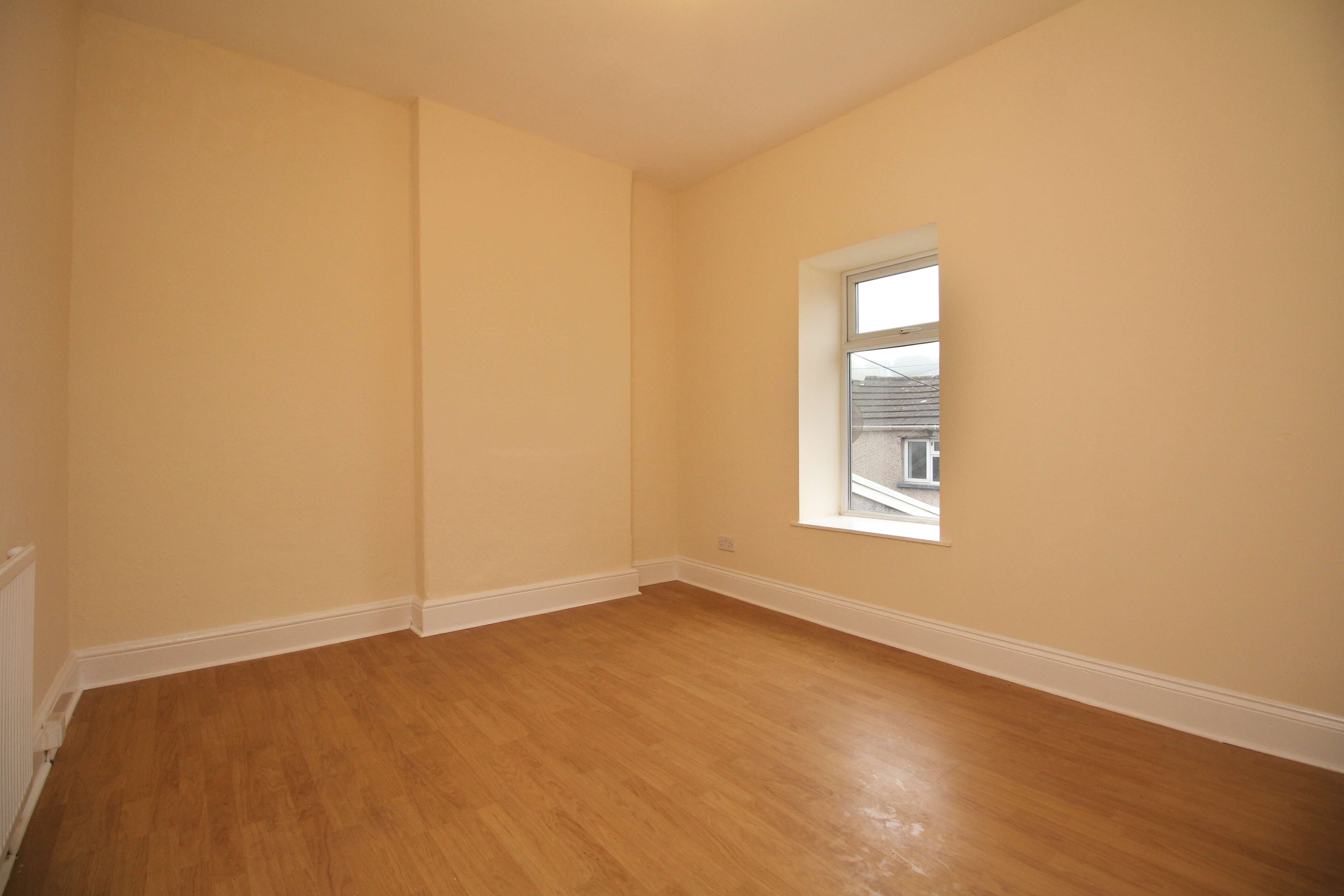 Central Square, Trallwn CF37 4PN  Interior