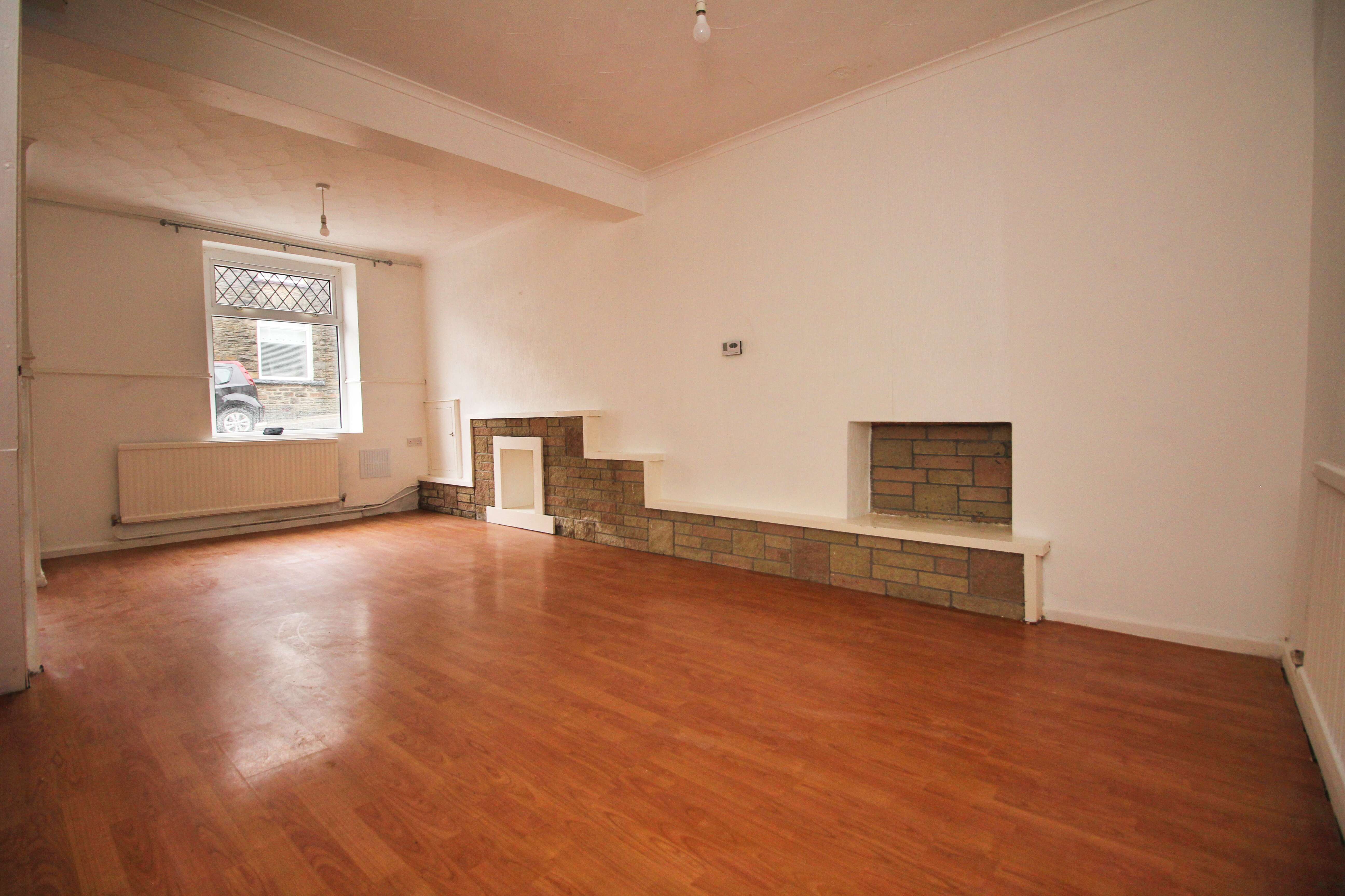 Rowling Street, Penygraig CF401QY  Interior