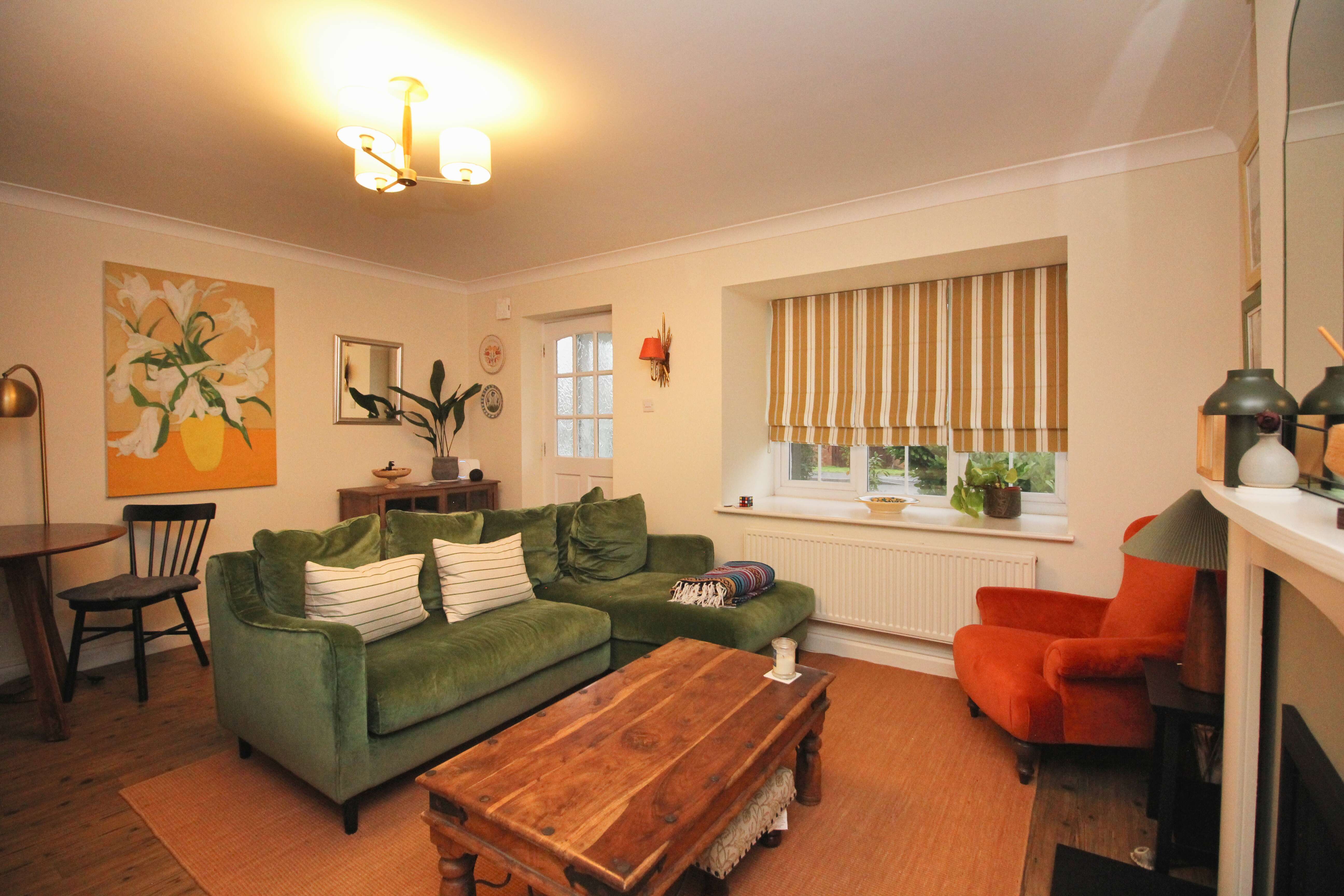 Llwyn Onn, Tyla Garw, CF72 9EU  Interior