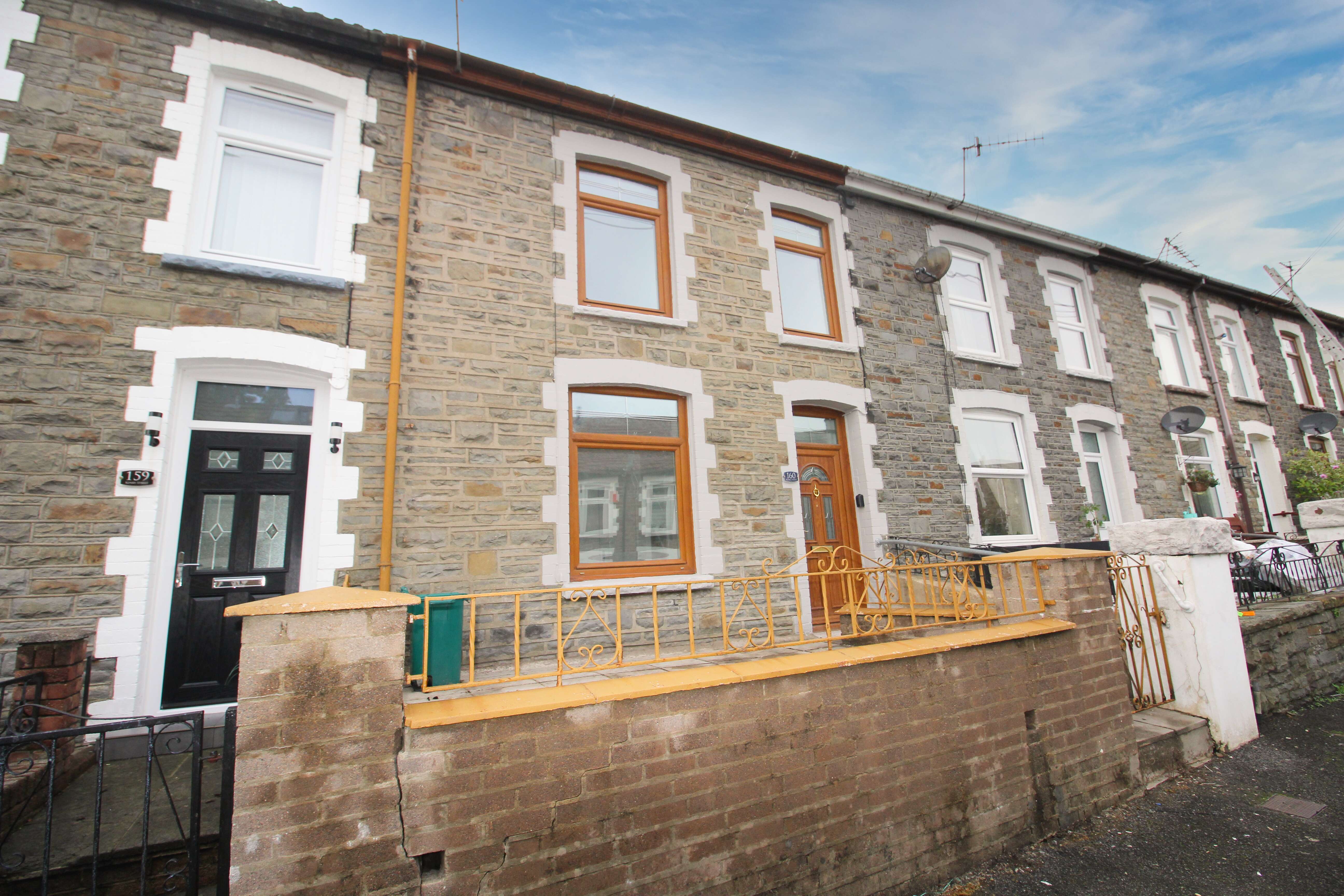 Kenry Street, Tonypandy, CF40 1DD  Interior