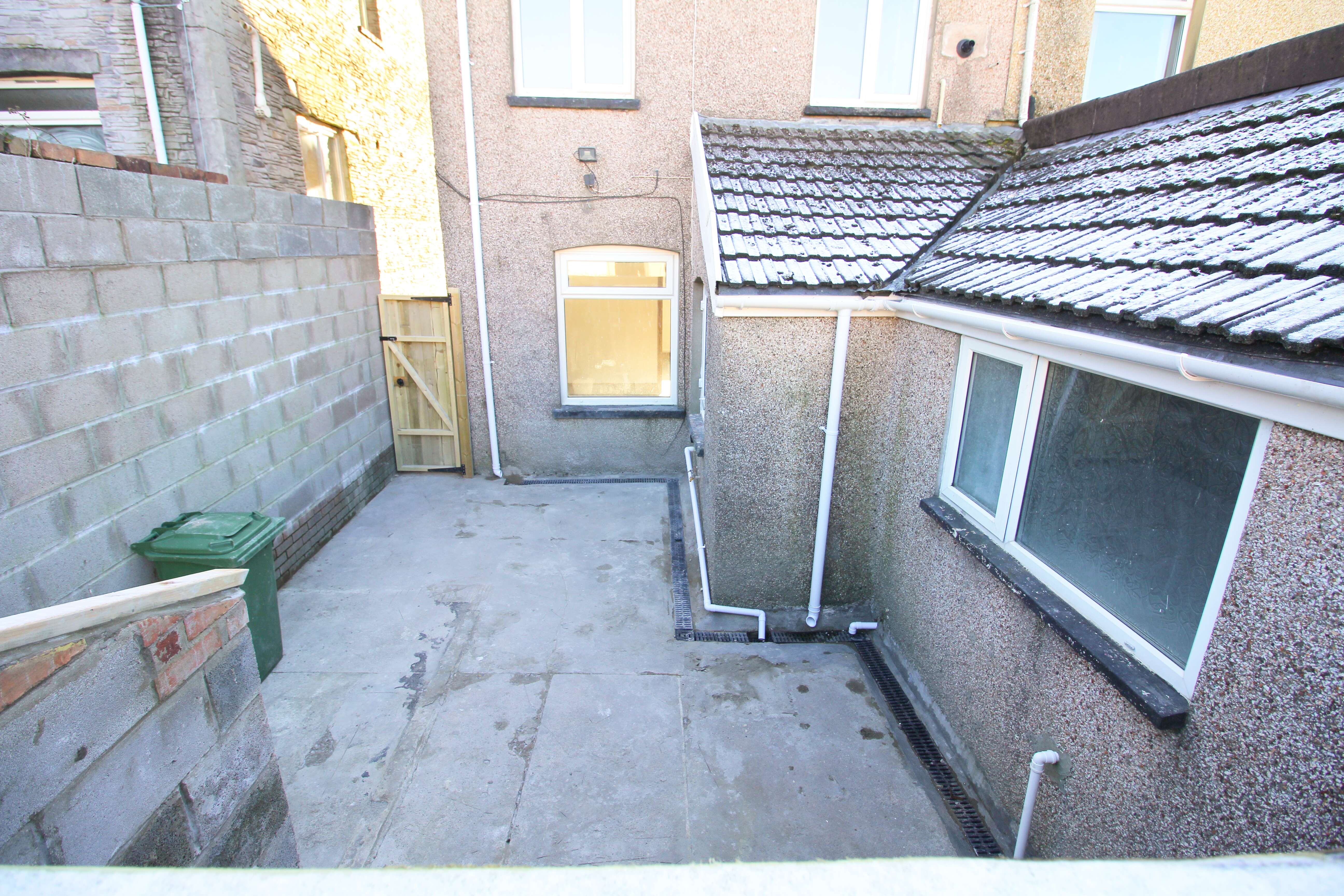 Beech Street, Gilfach Goch CF39 8UD  Interior