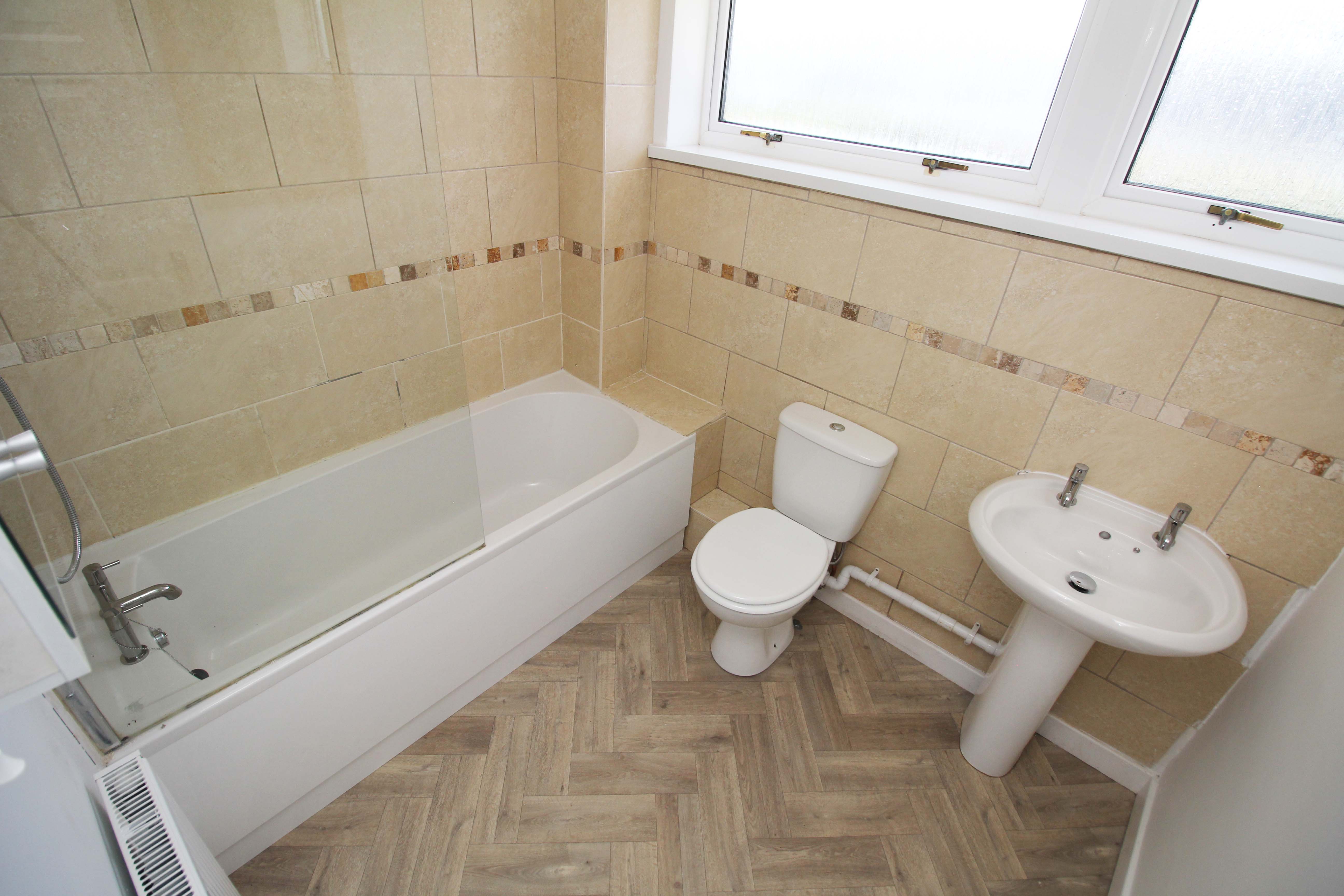 Chalvington Close, Beddau CF38 2RR  Interior