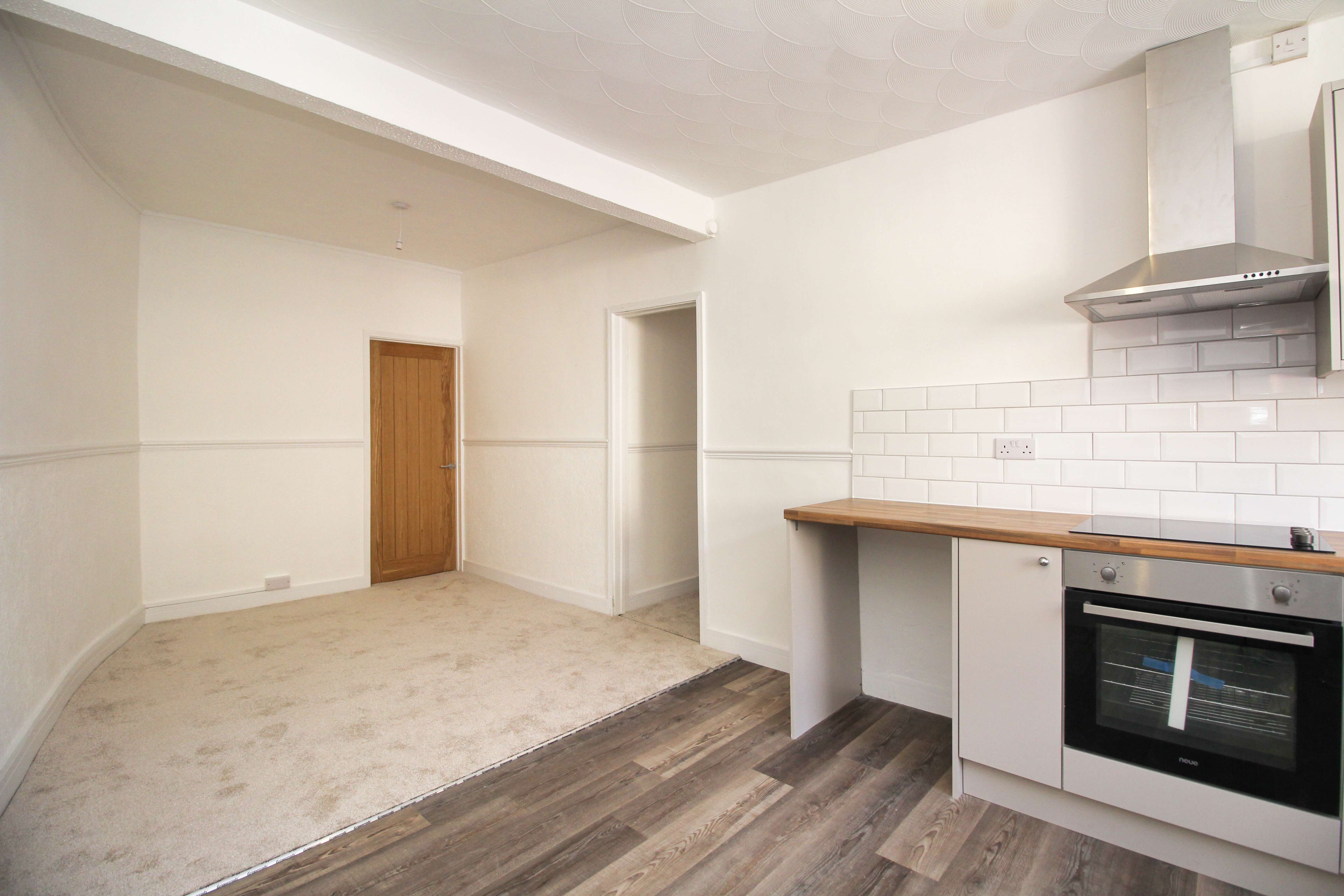 Ynyshir Road, Porth CF39 0EL  Interior