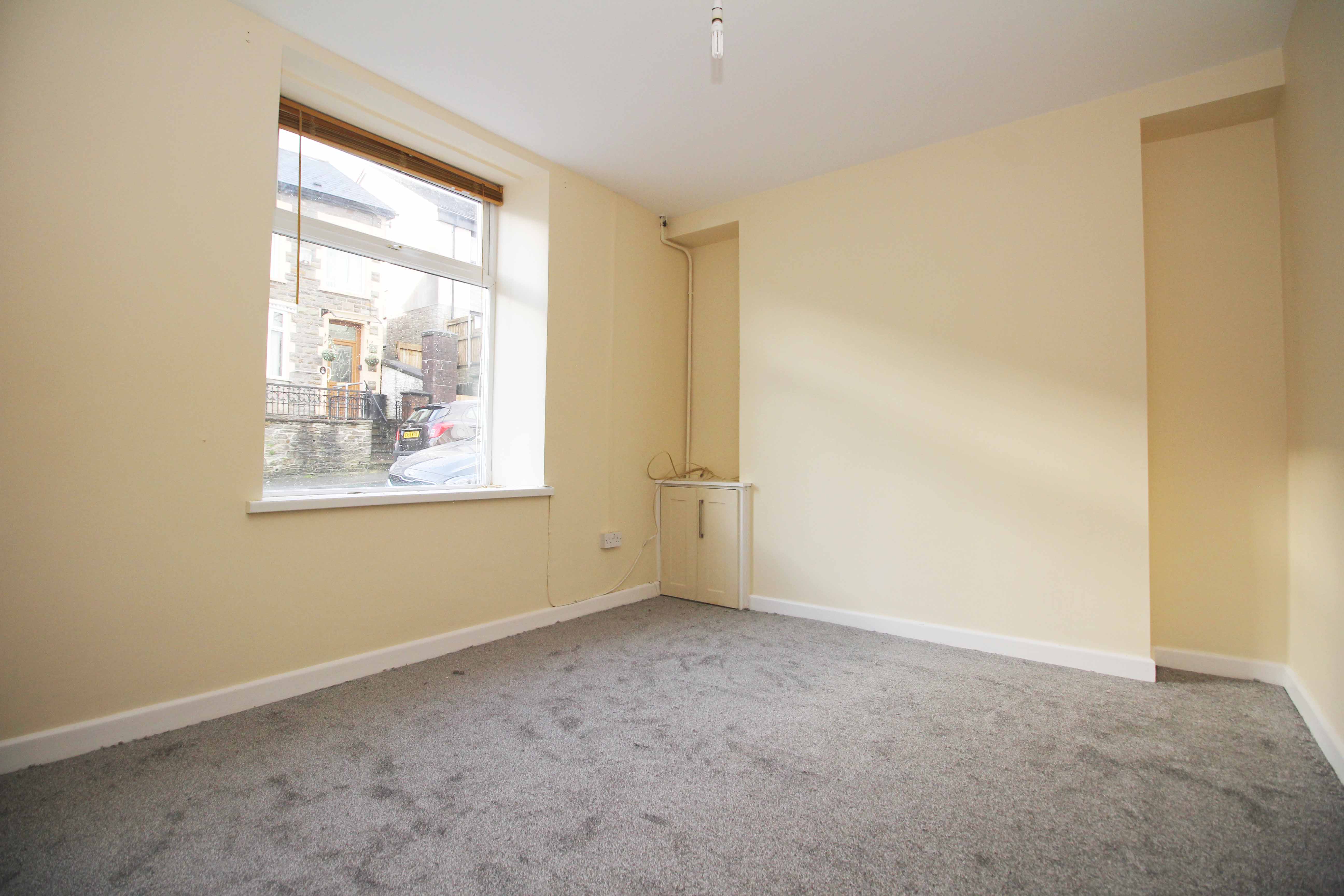 Primrose Street, Tonypandy, CF40 1BQ  Interior