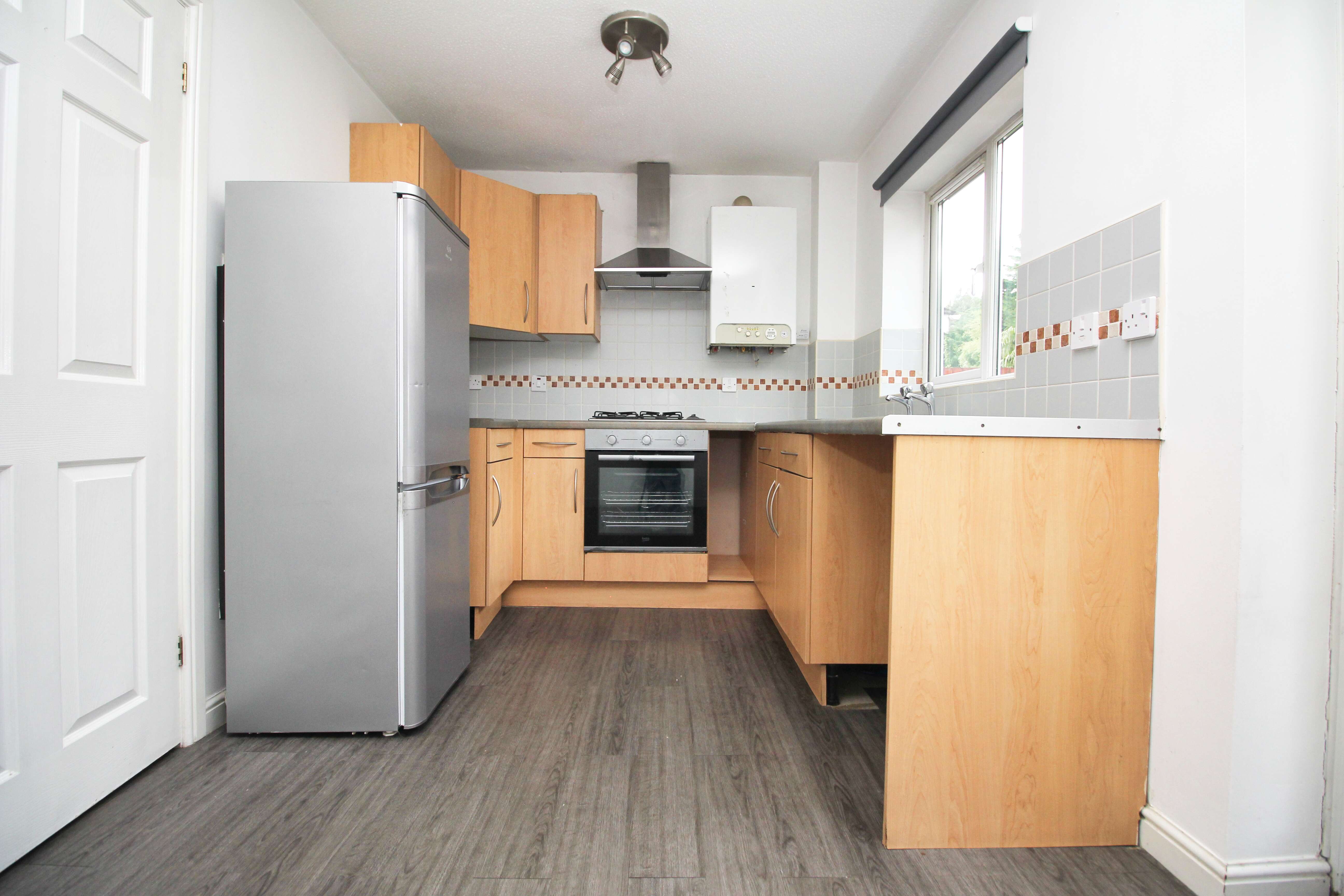 Heol Rhosyn, Llantwit Fardre CF38 2TH  Interior