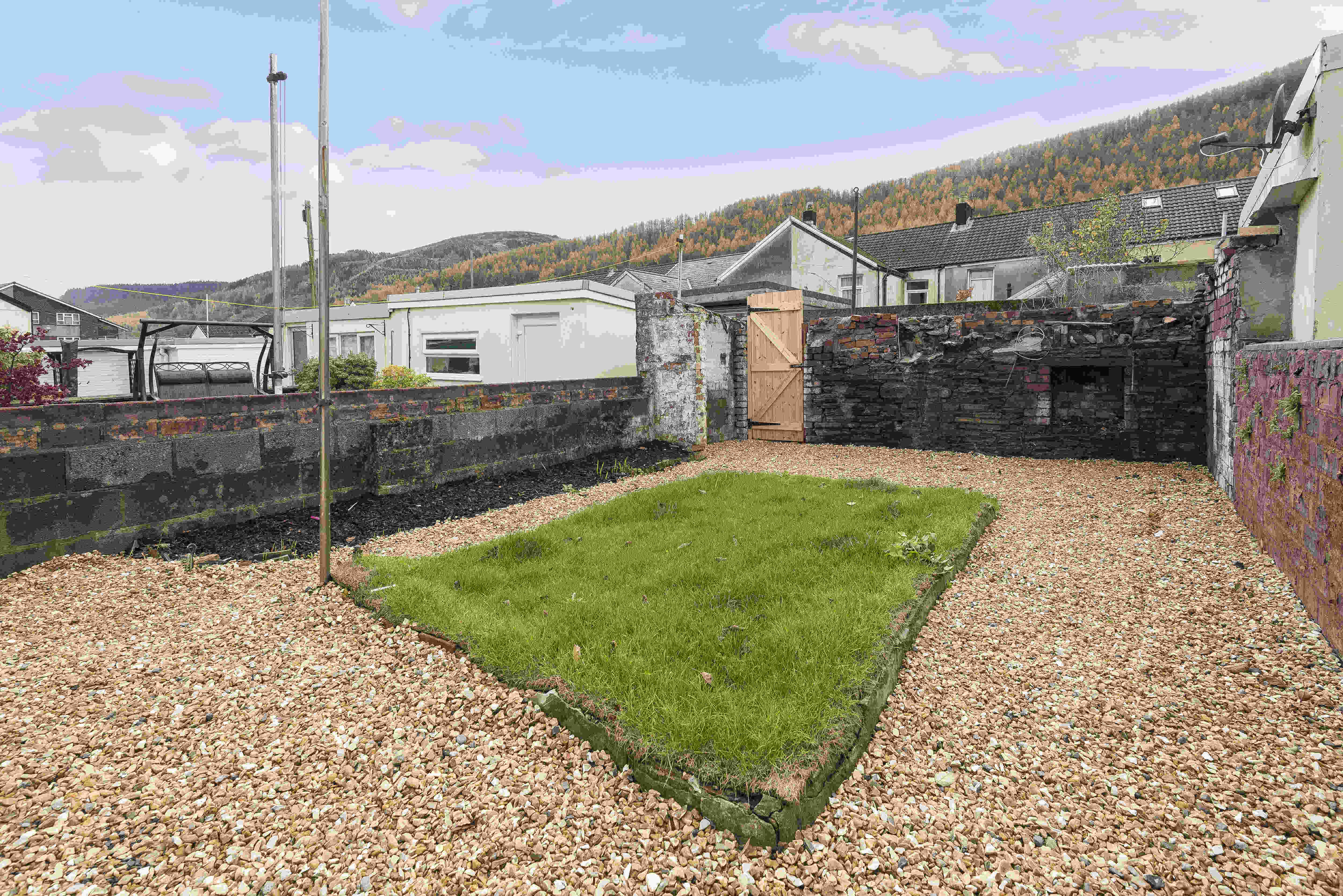 William Street, Treherbert CF42 5LW  Interior