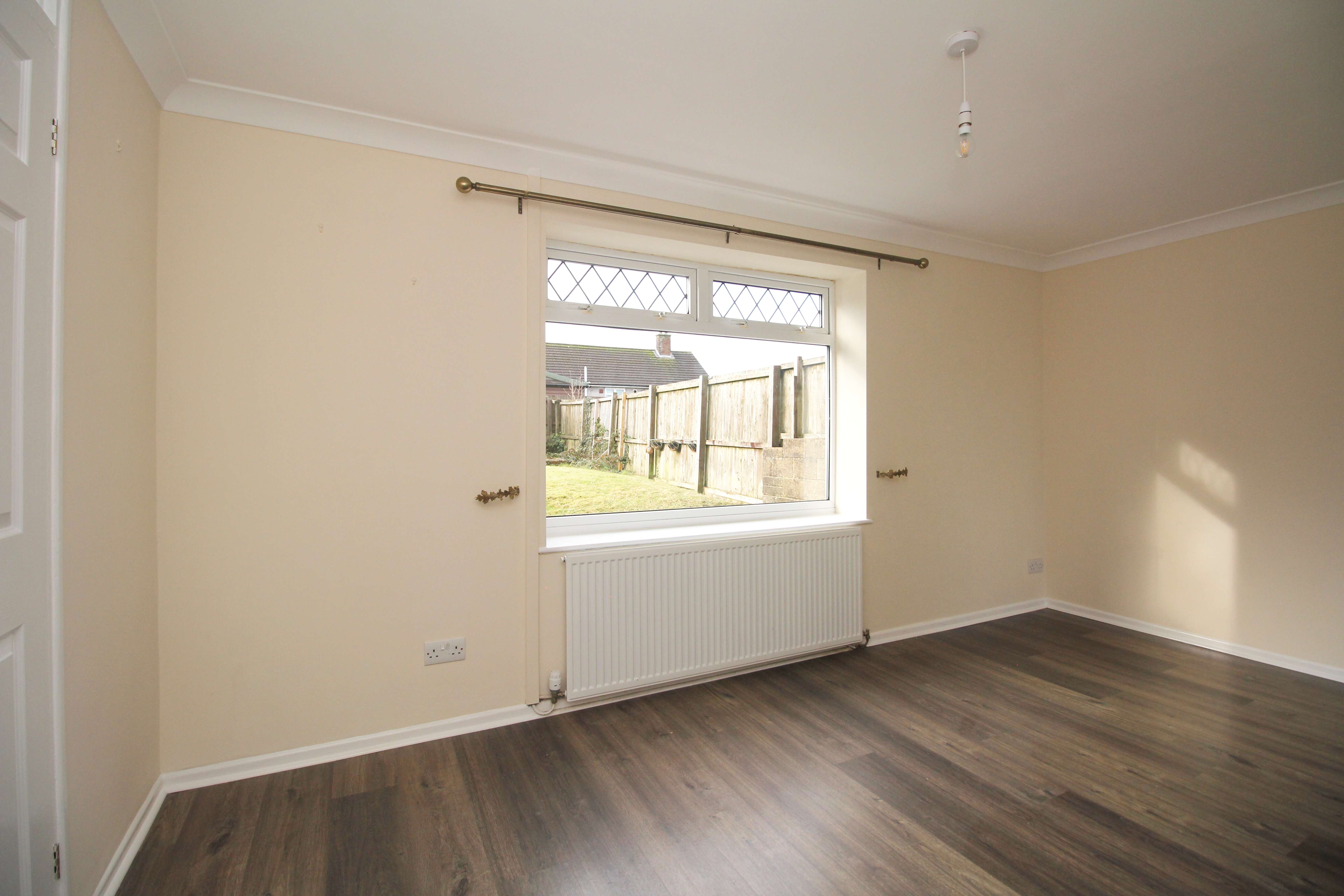 Heol-Y-Sarn, Llantrisant CF72 8DB  Interior