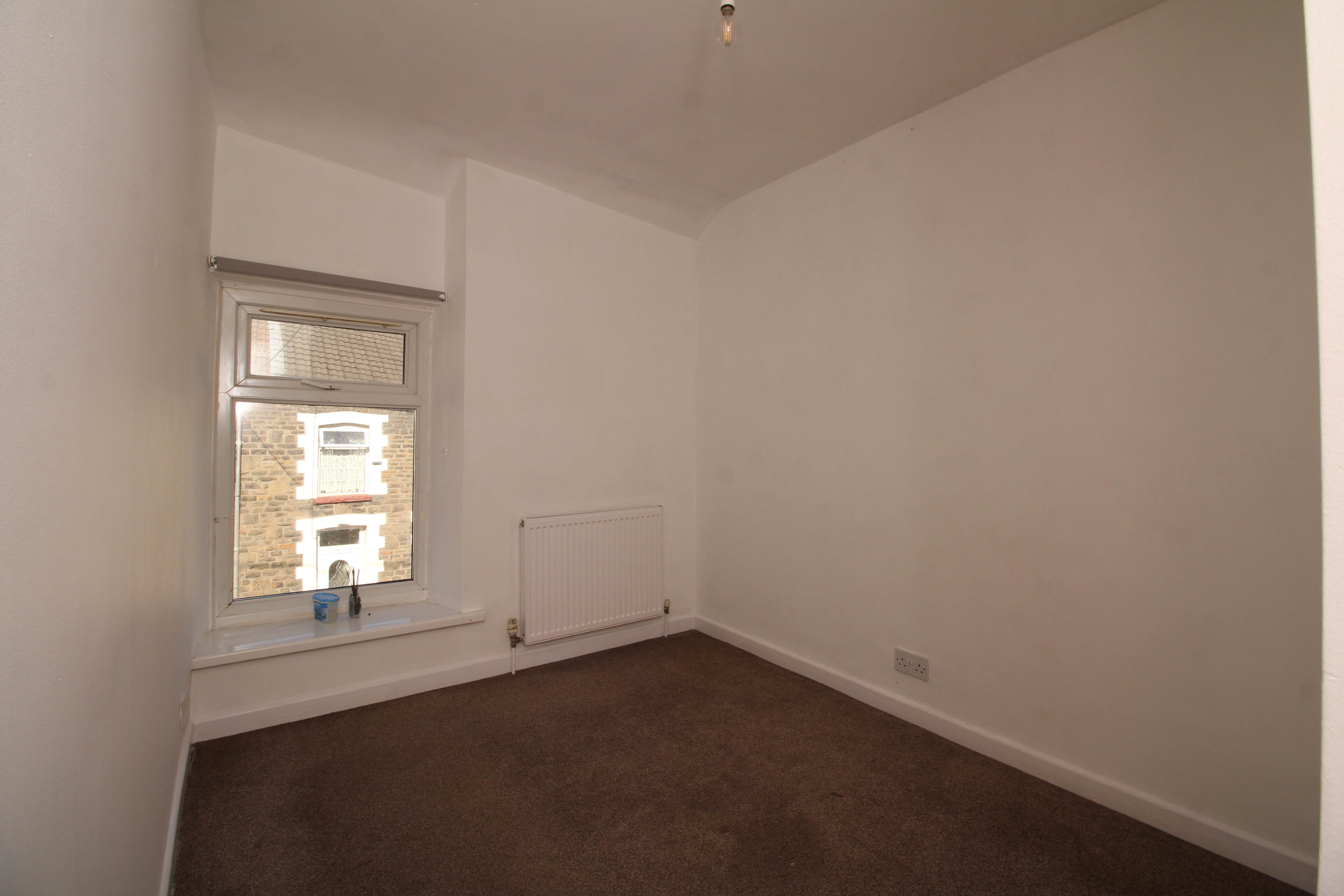 Penrhys Road, Tylorstown CF43 3BB  Interior