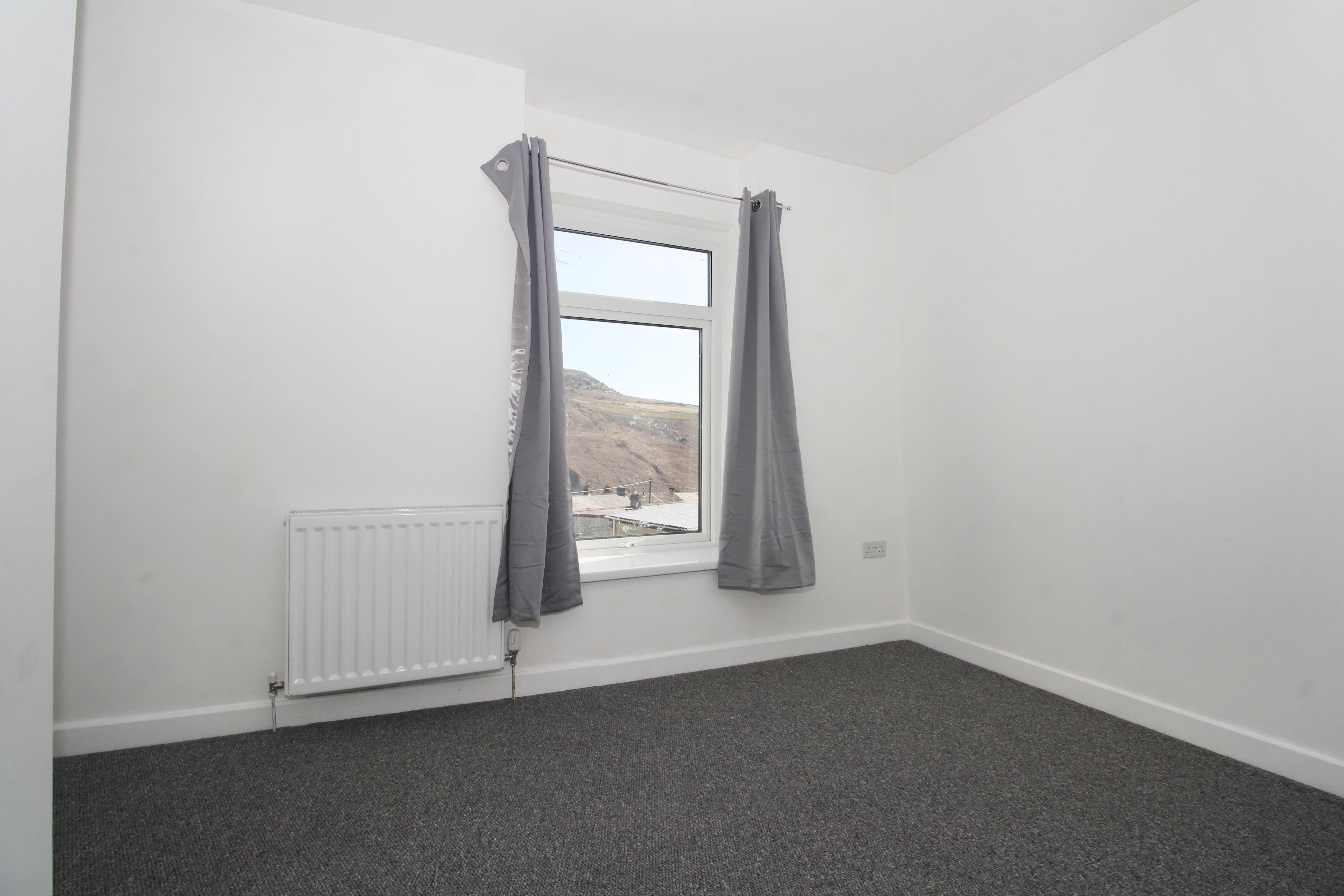 Union Place, Tylorstown, Ferndale CF43 3DL  Interior