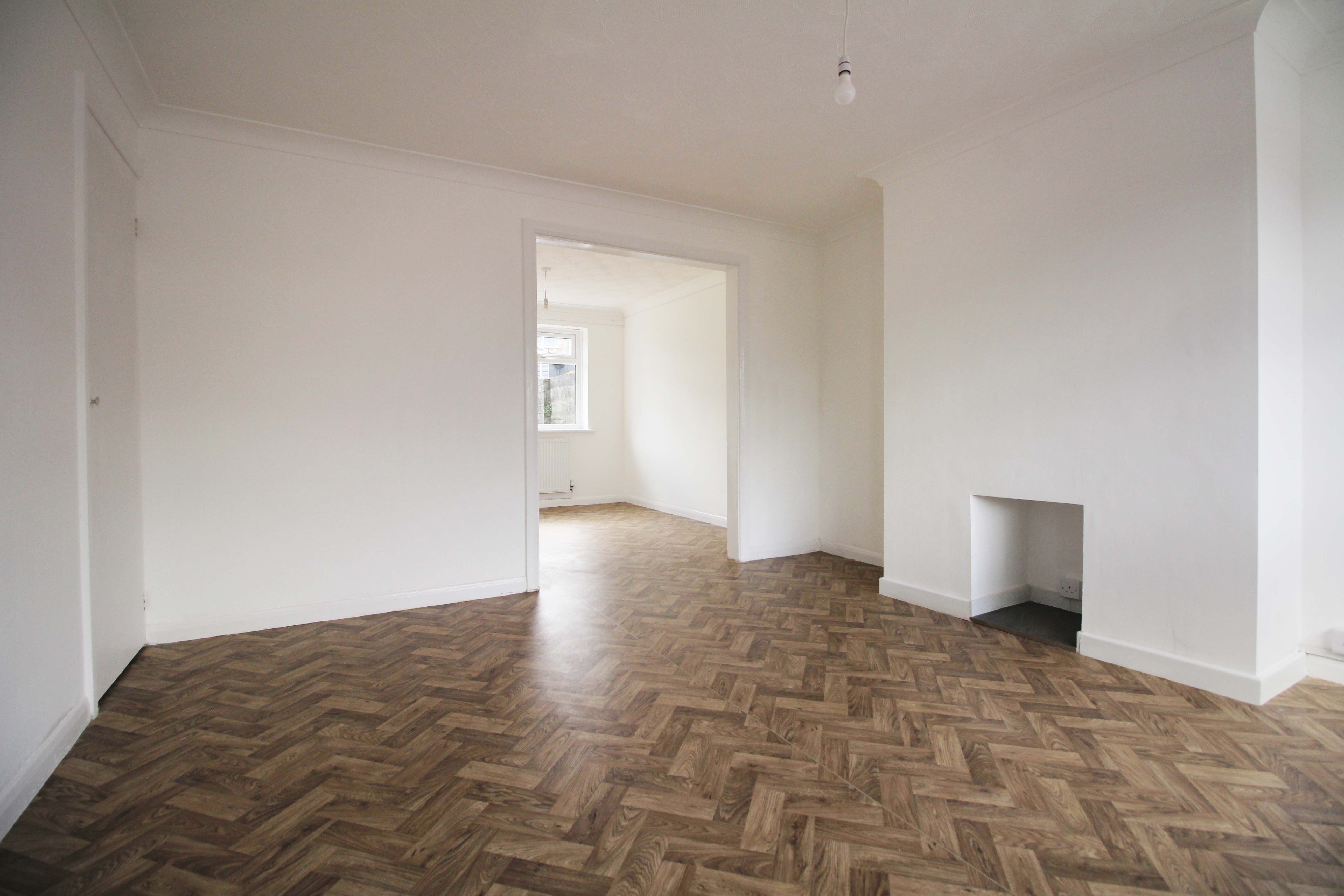 Woodland Road, Beddau, CF38 2SE  Interior