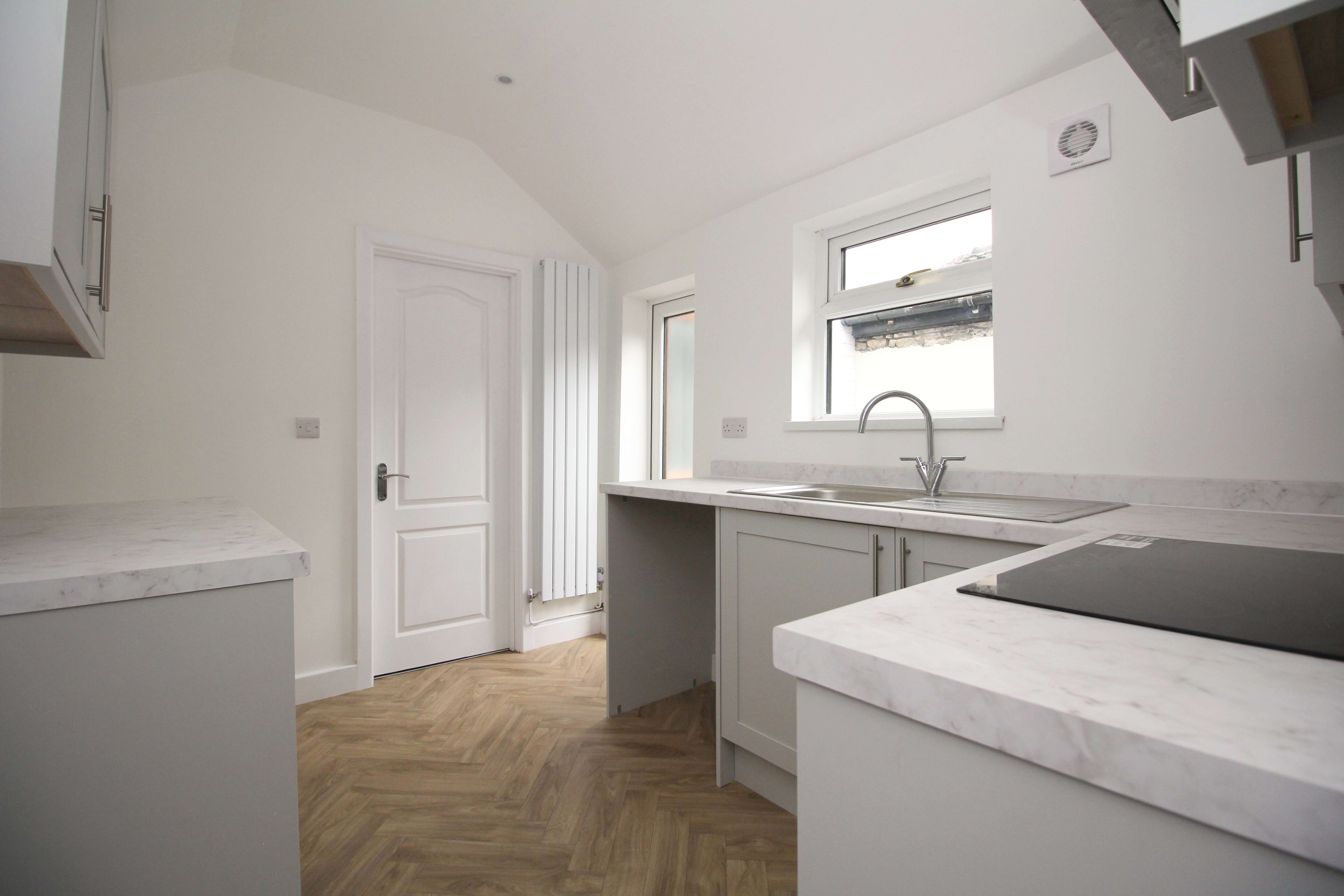 Kenry Street, Tonypandy, CF40 1DD  Interior