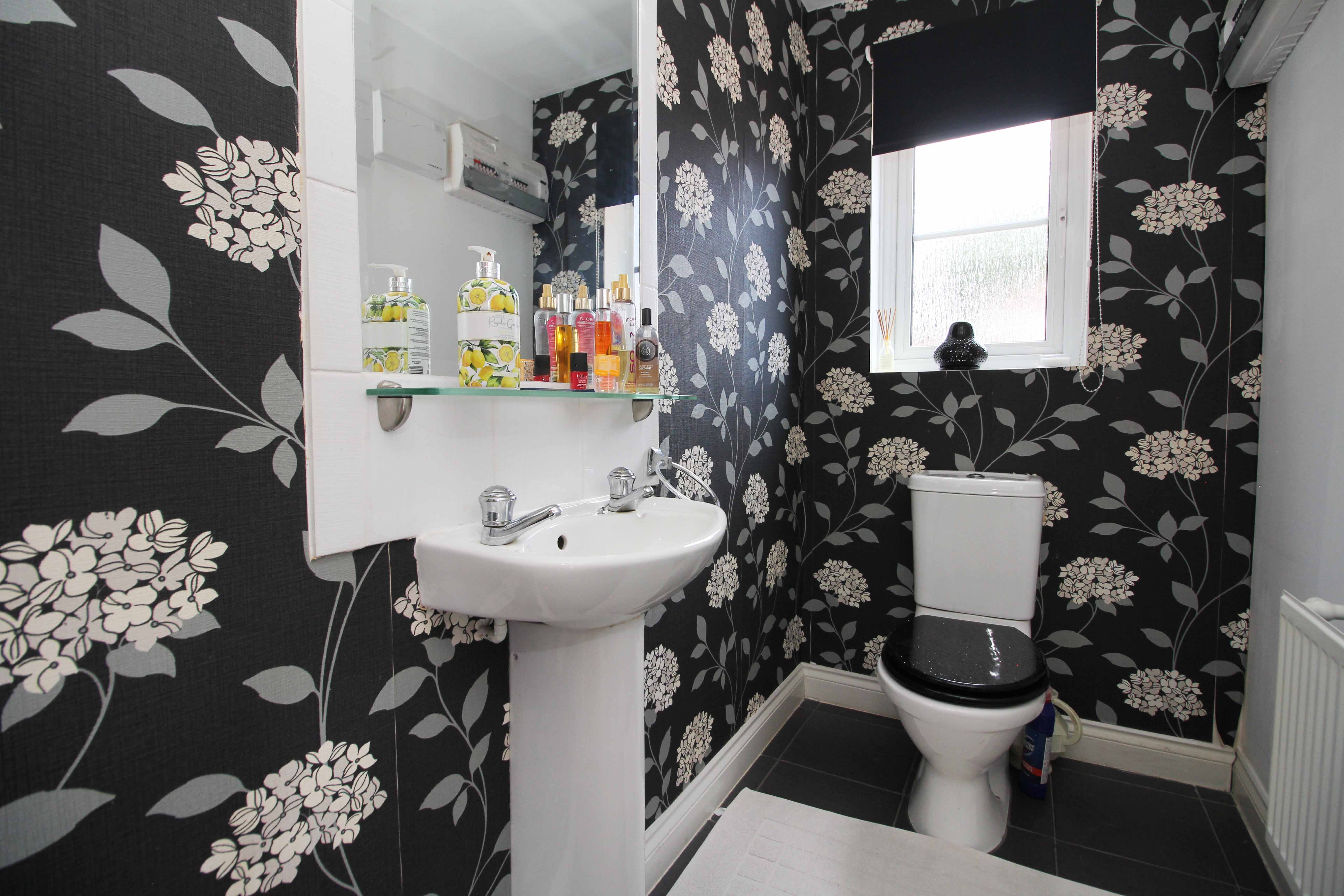 Clos Ynysddu, Pontyclun CF72 9WQ  Interior