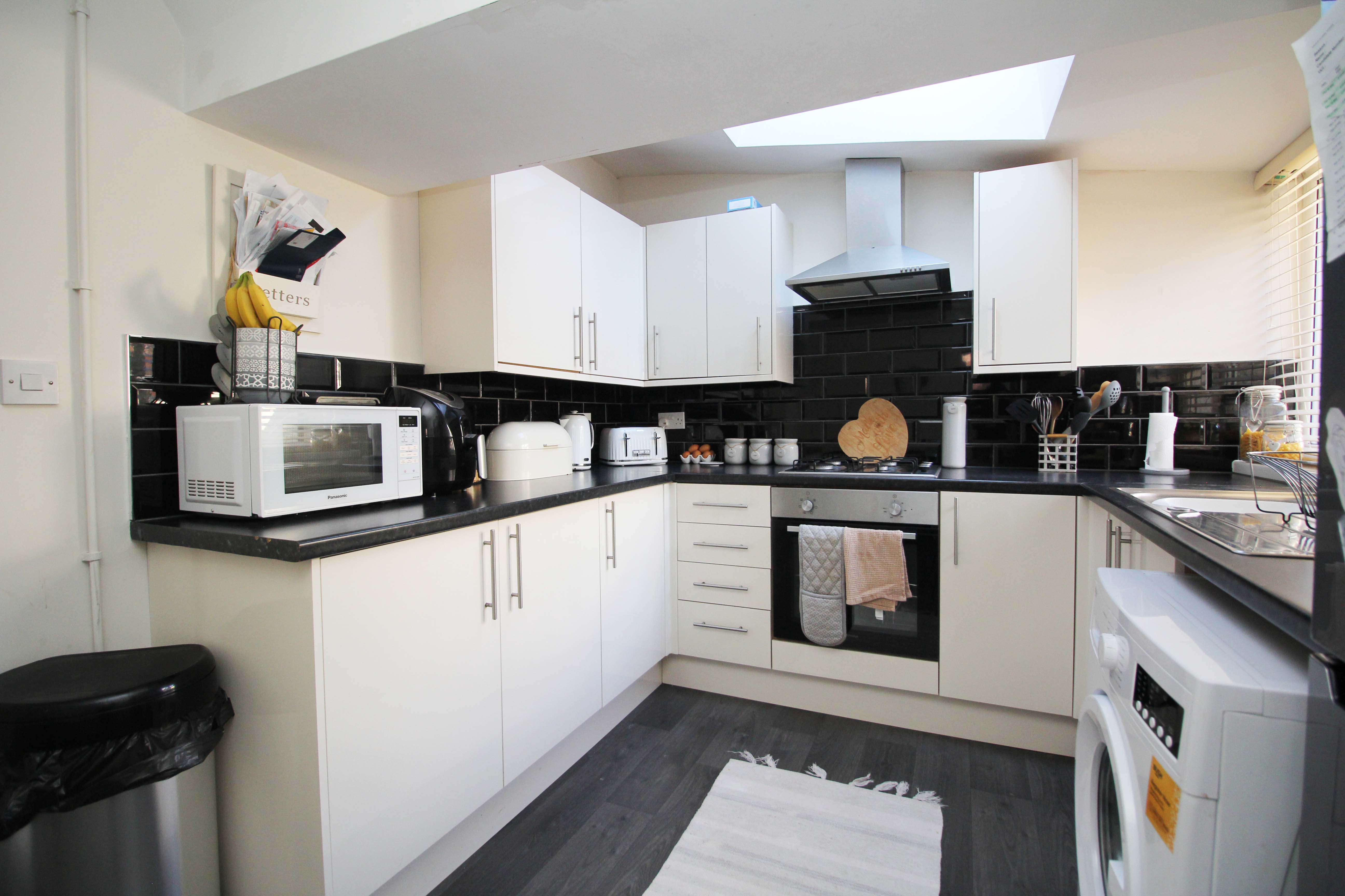 Bank Street, Penygraig CF40 1PJ  Interior